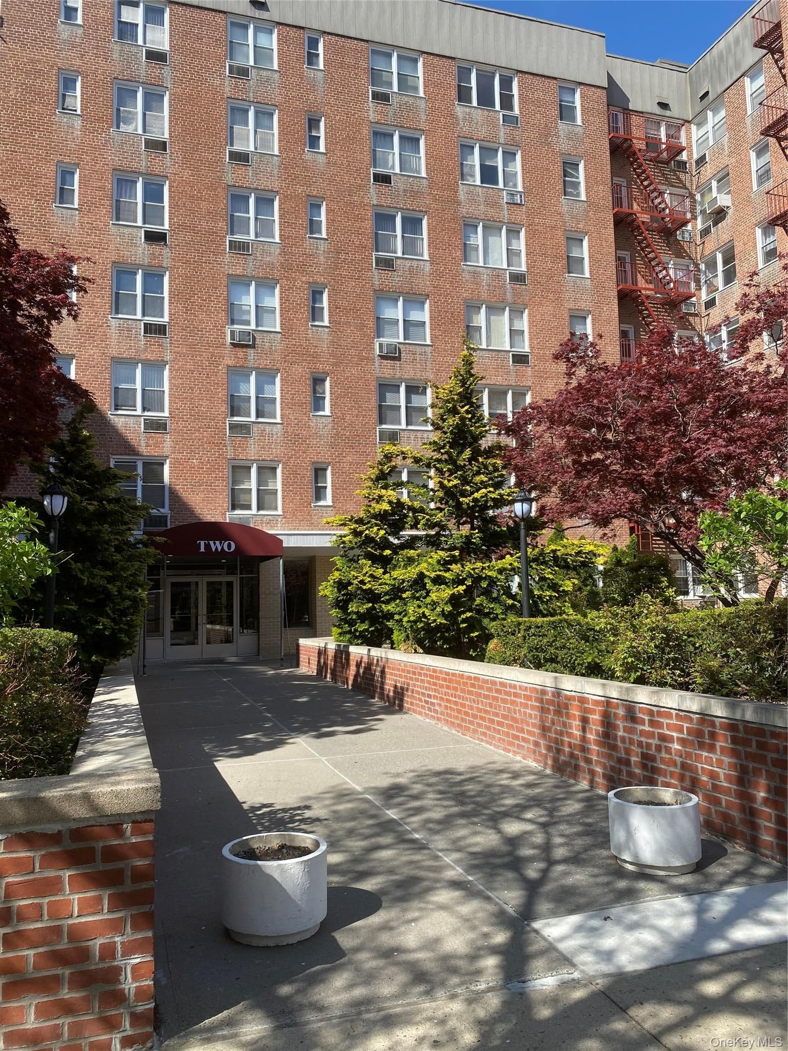 2 Sadore Lane Ln Unit: 5Z thumbnail 2