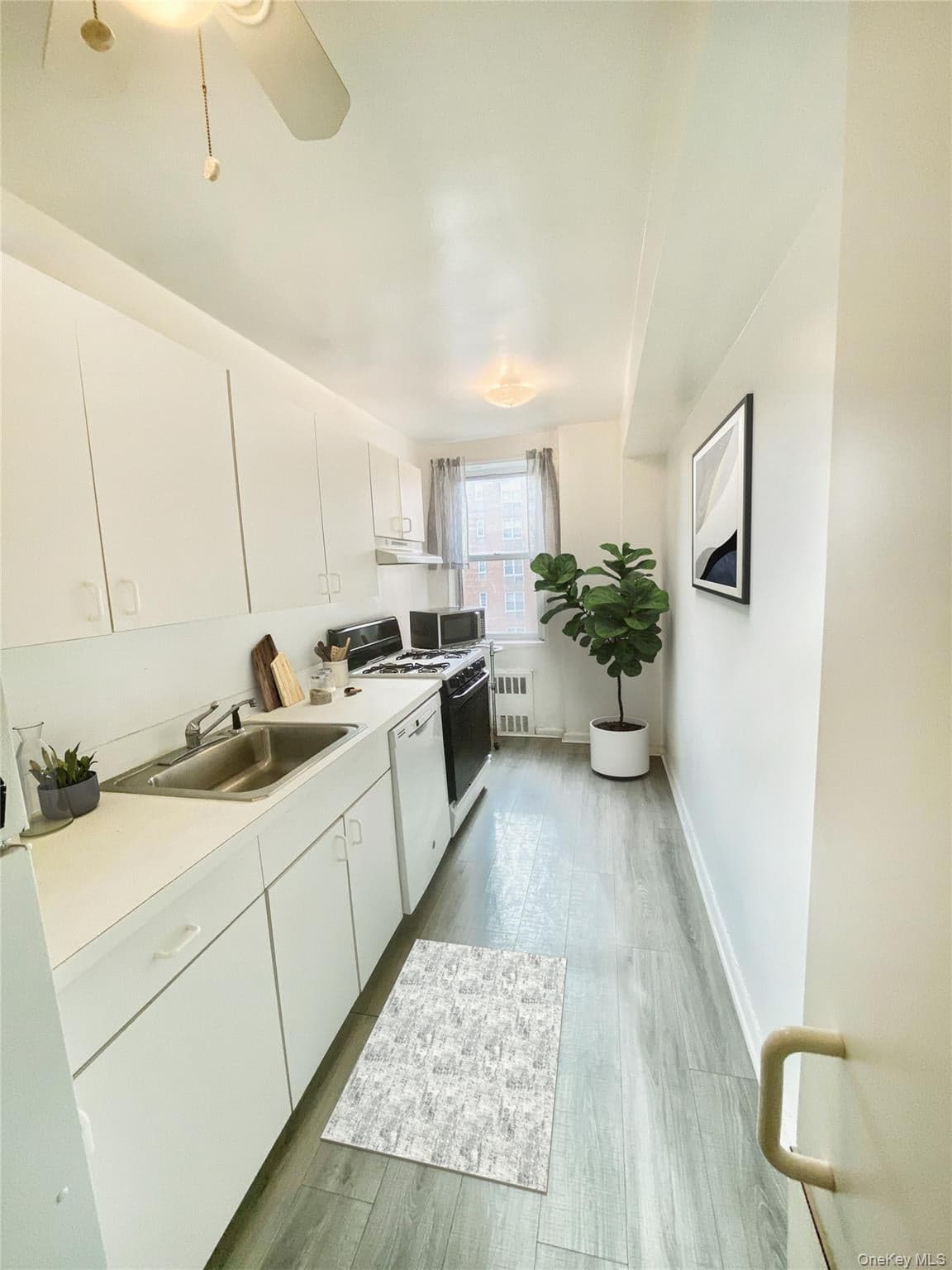 2 Sadore Lane Ln Unit: 5Z thumbnail 12