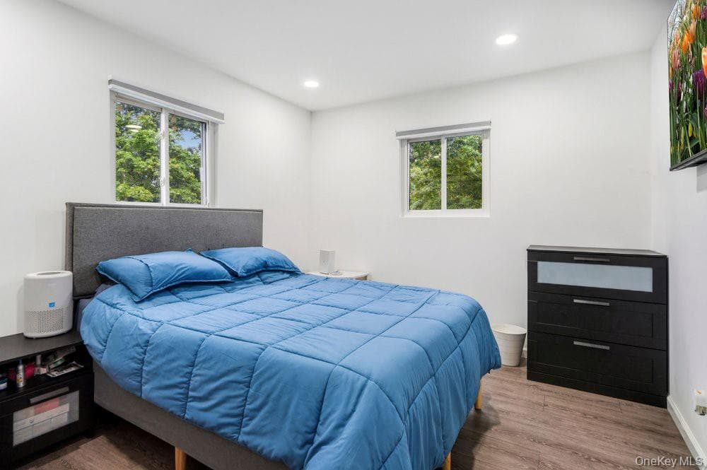 18 Huron Street thumbnail 10