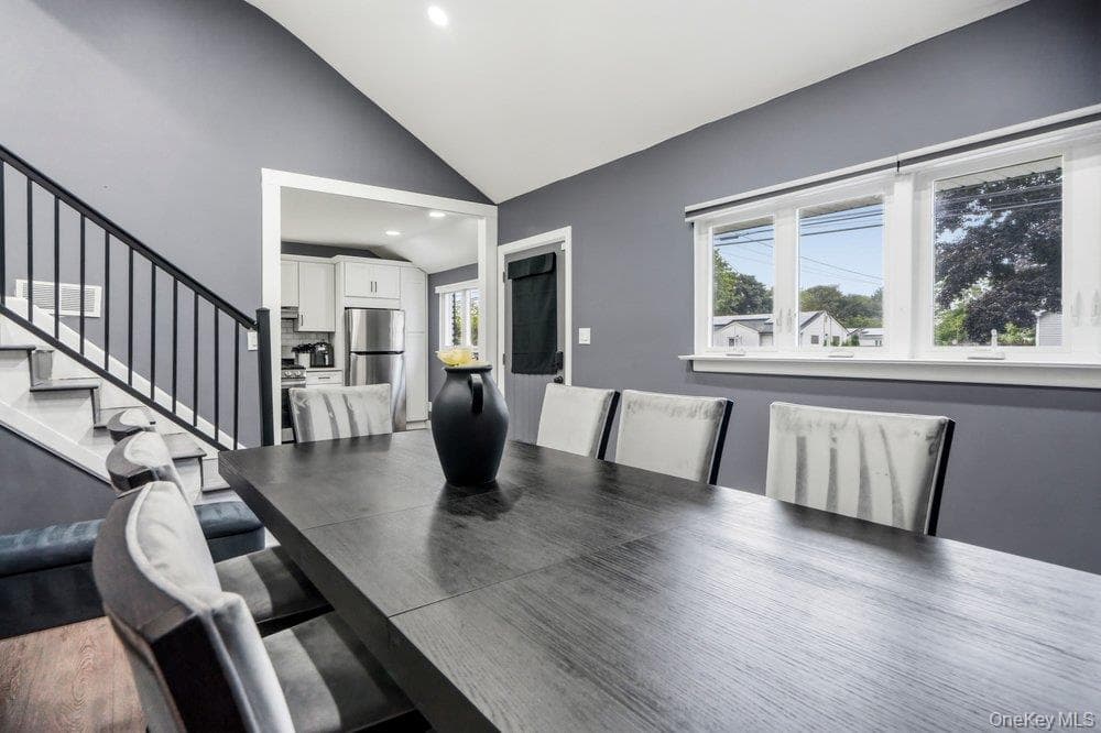 18 Huron Street thumbnail 6