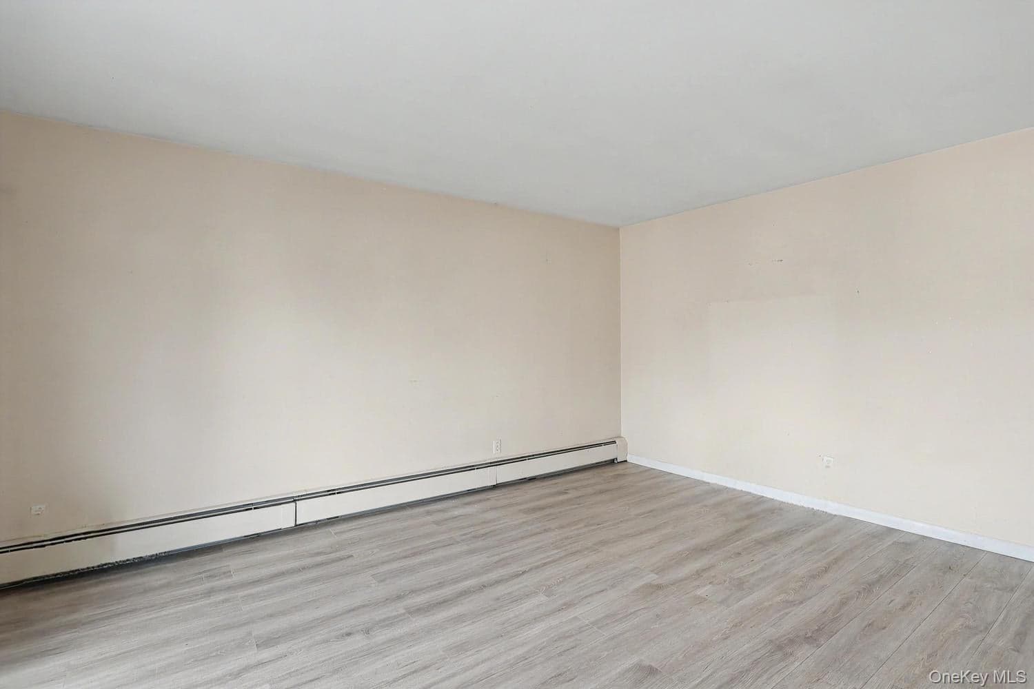 280 Parkside Drive thumbnail 18