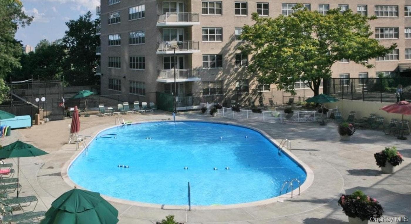 555 Kappock Street Unit: 25T thumbnail 13