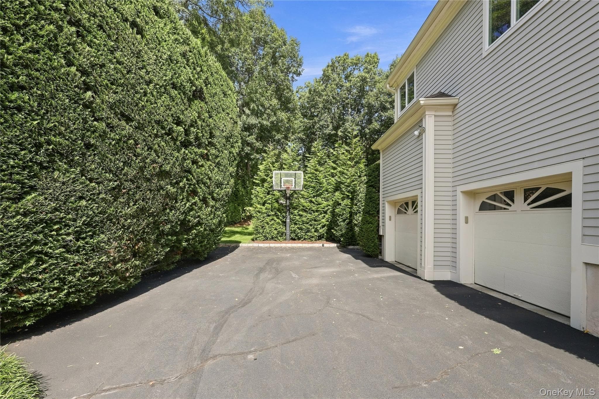 32 Buckout Road thumbnail 36