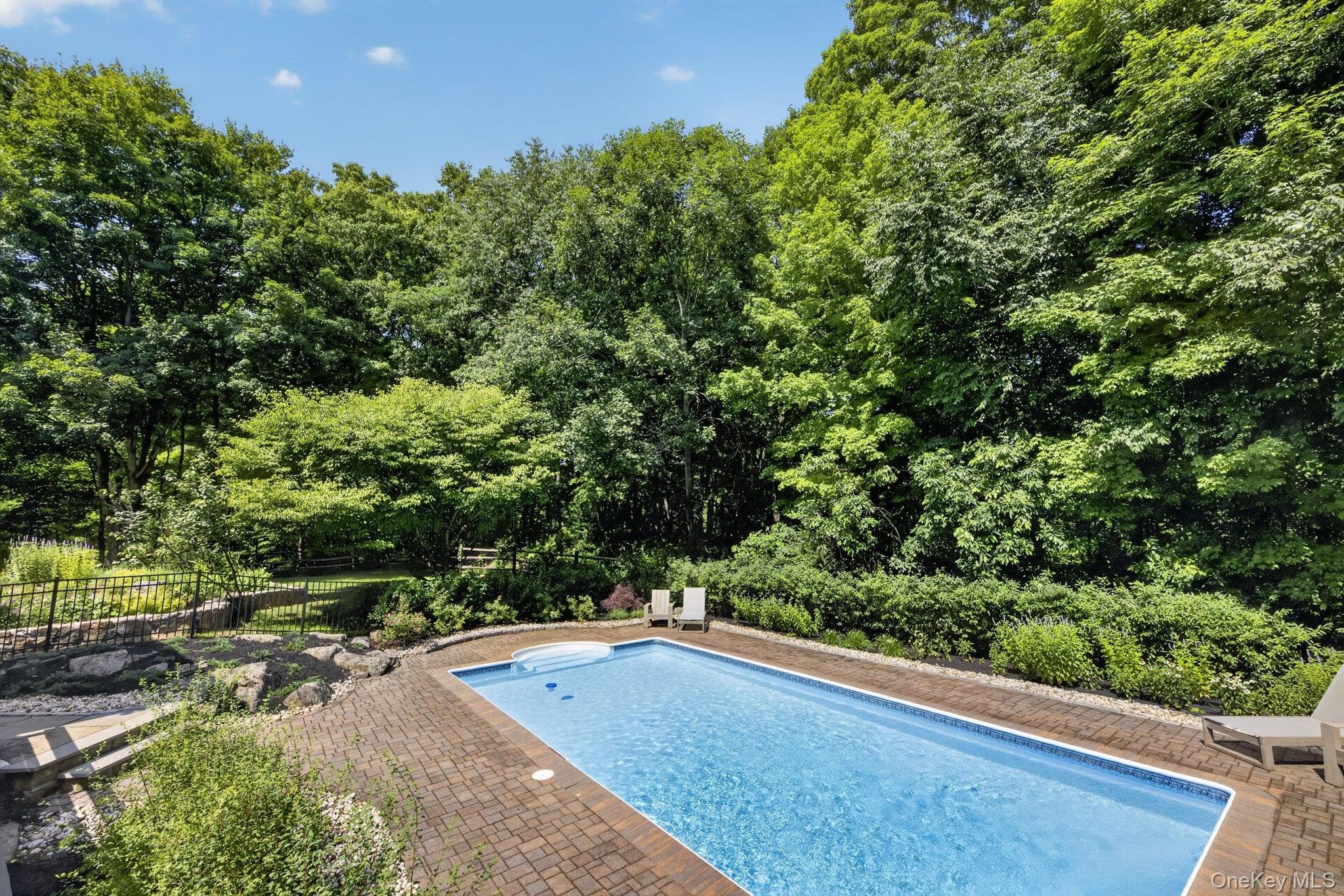 230 E Middle Patent Road thumbnail 35