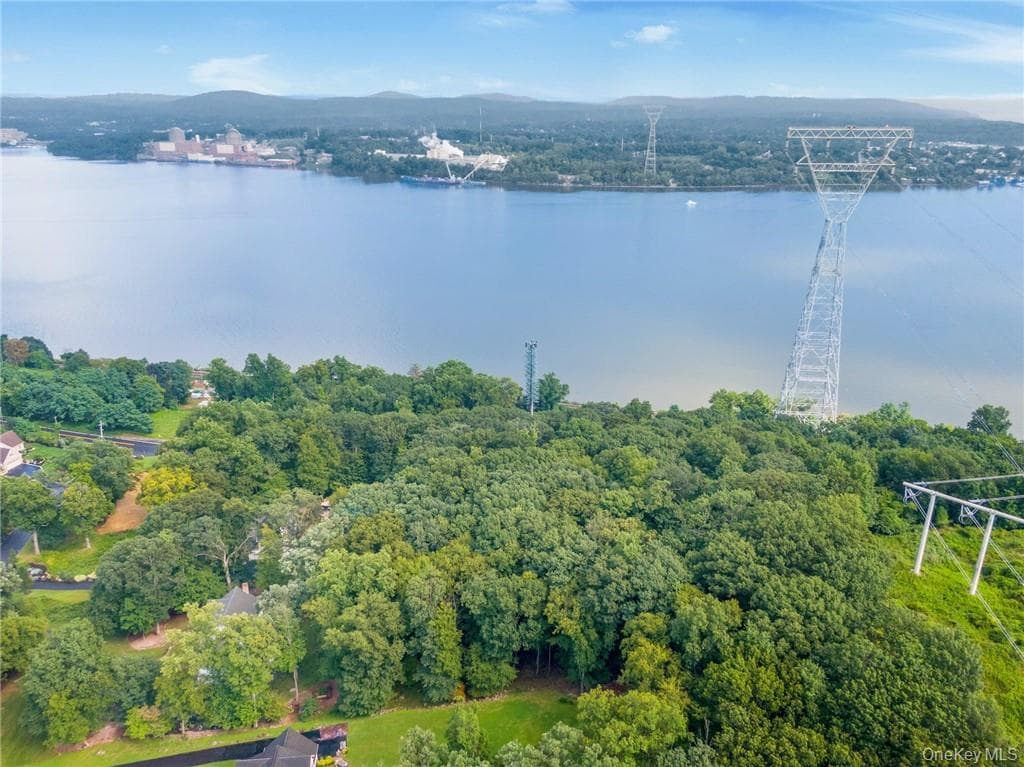 3 Katavolos Drive /160-162 Mott Farm Road thumbnail 13