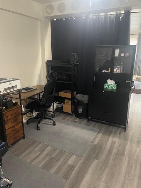 2165 Matthews Avenue Unit: 4F thumbnail 6