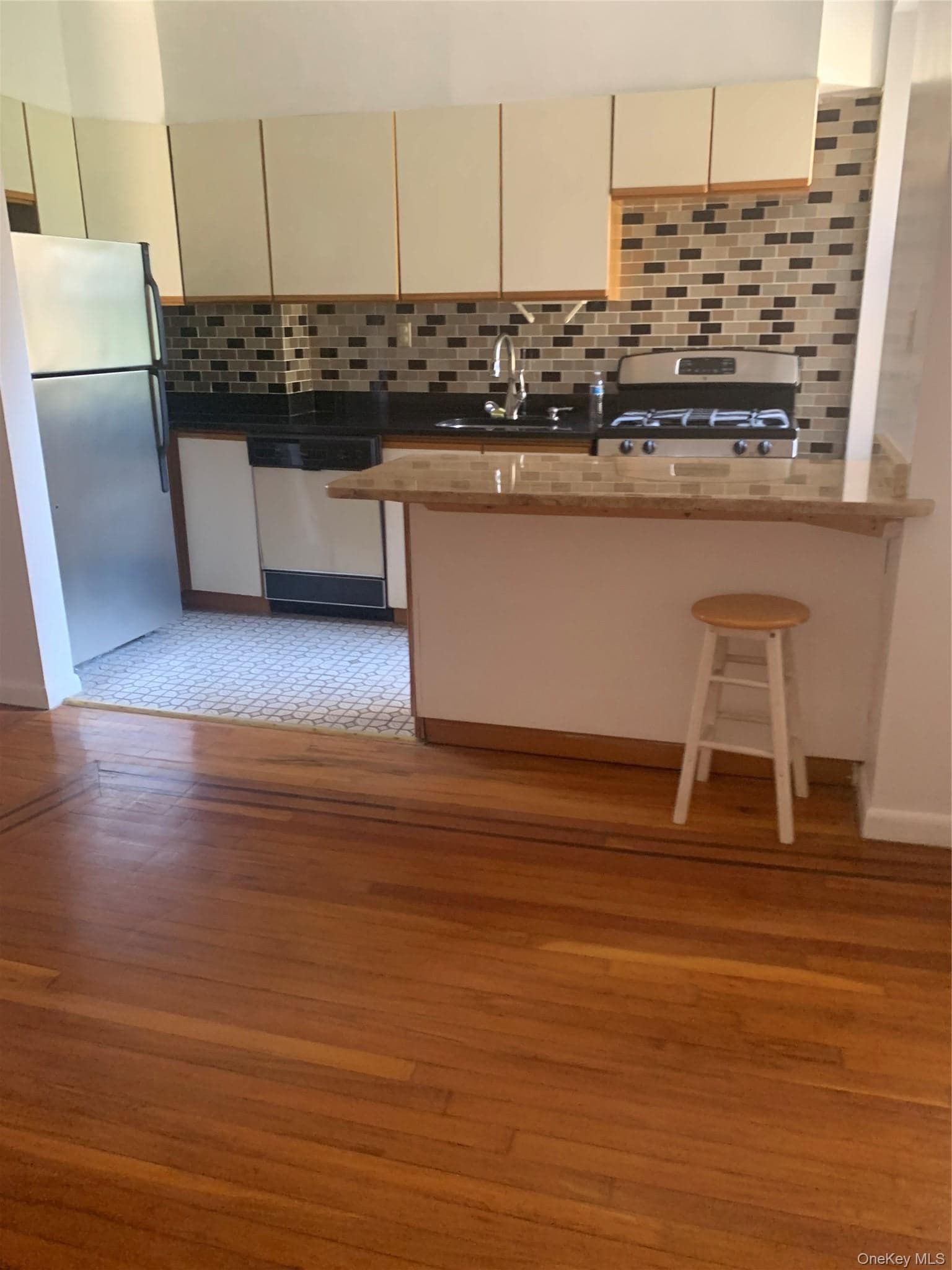 3975 56th Street Unit: 4A thumbnail 3