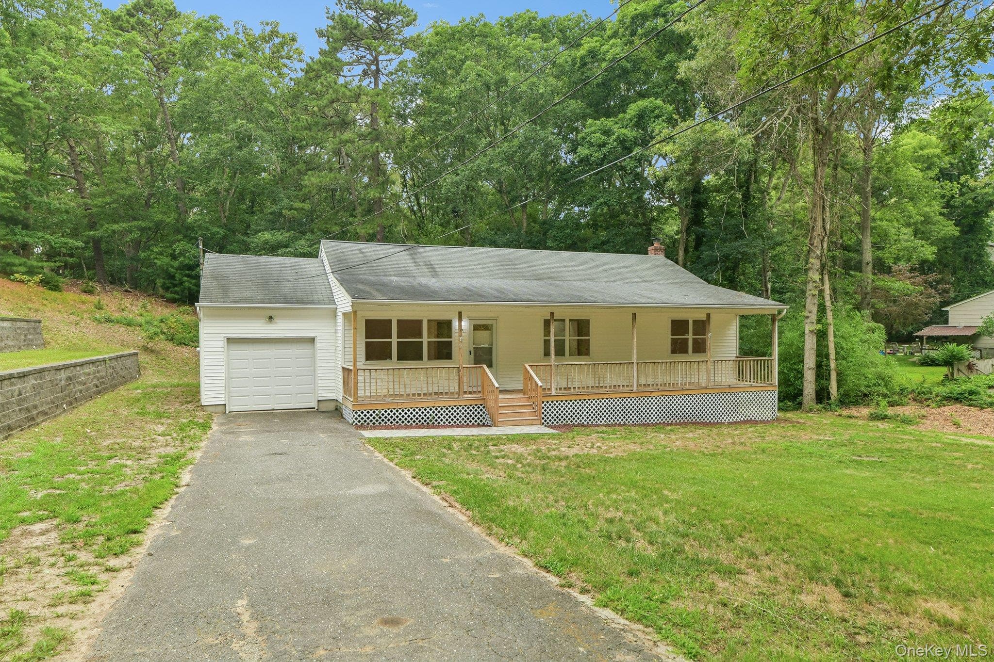 22 Red Maple Road thumbnail 2