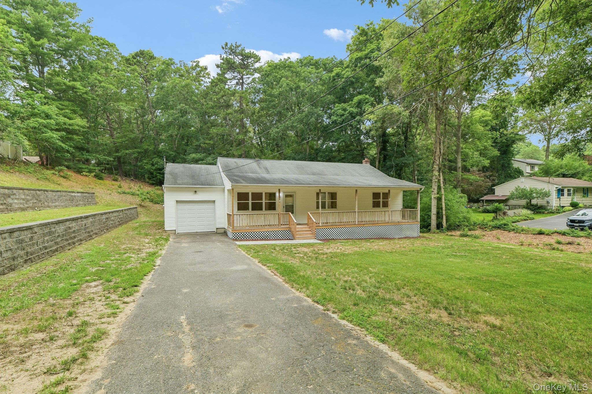 22 Red Maple Road thumbnail 4