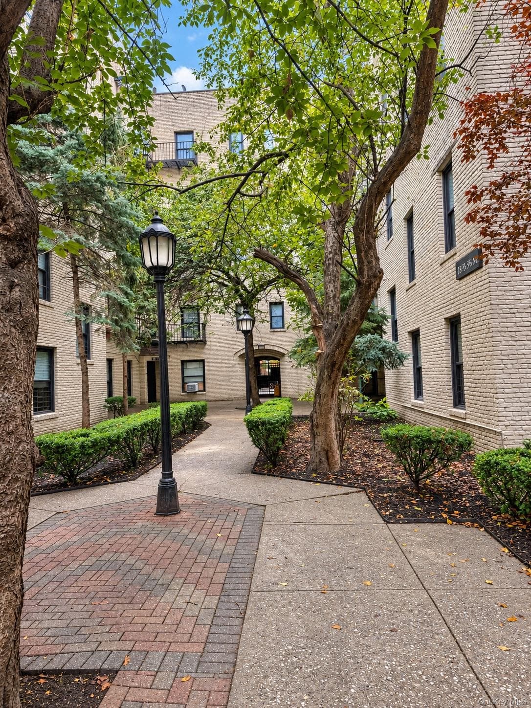 21-78 35th Street St Unit: 5E thumbnail 17