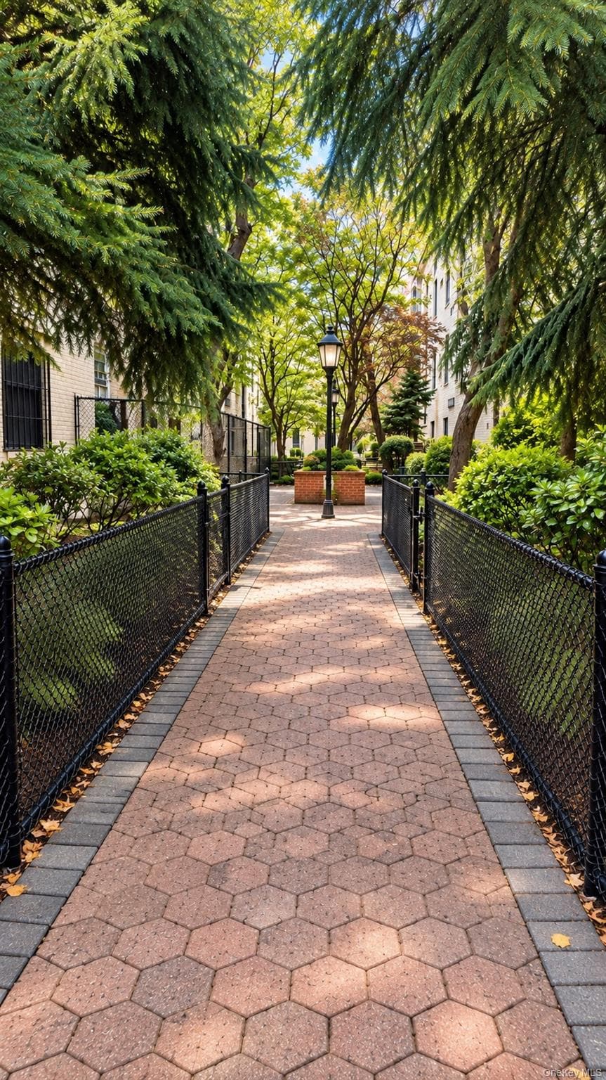 21-78 35th Street St Unit: 5E thumbnail 2