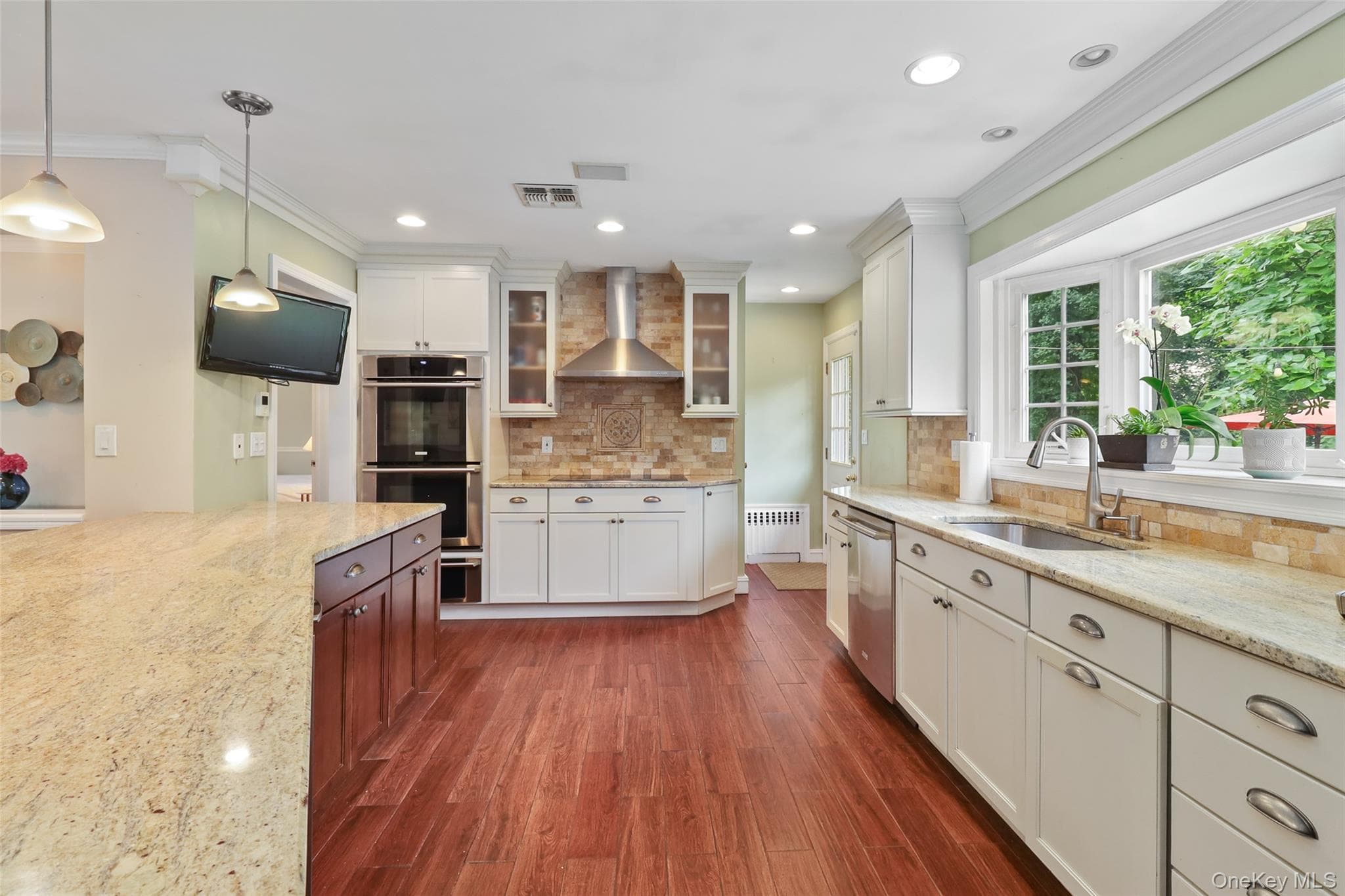 471 Hilltop Road thumbnail 10