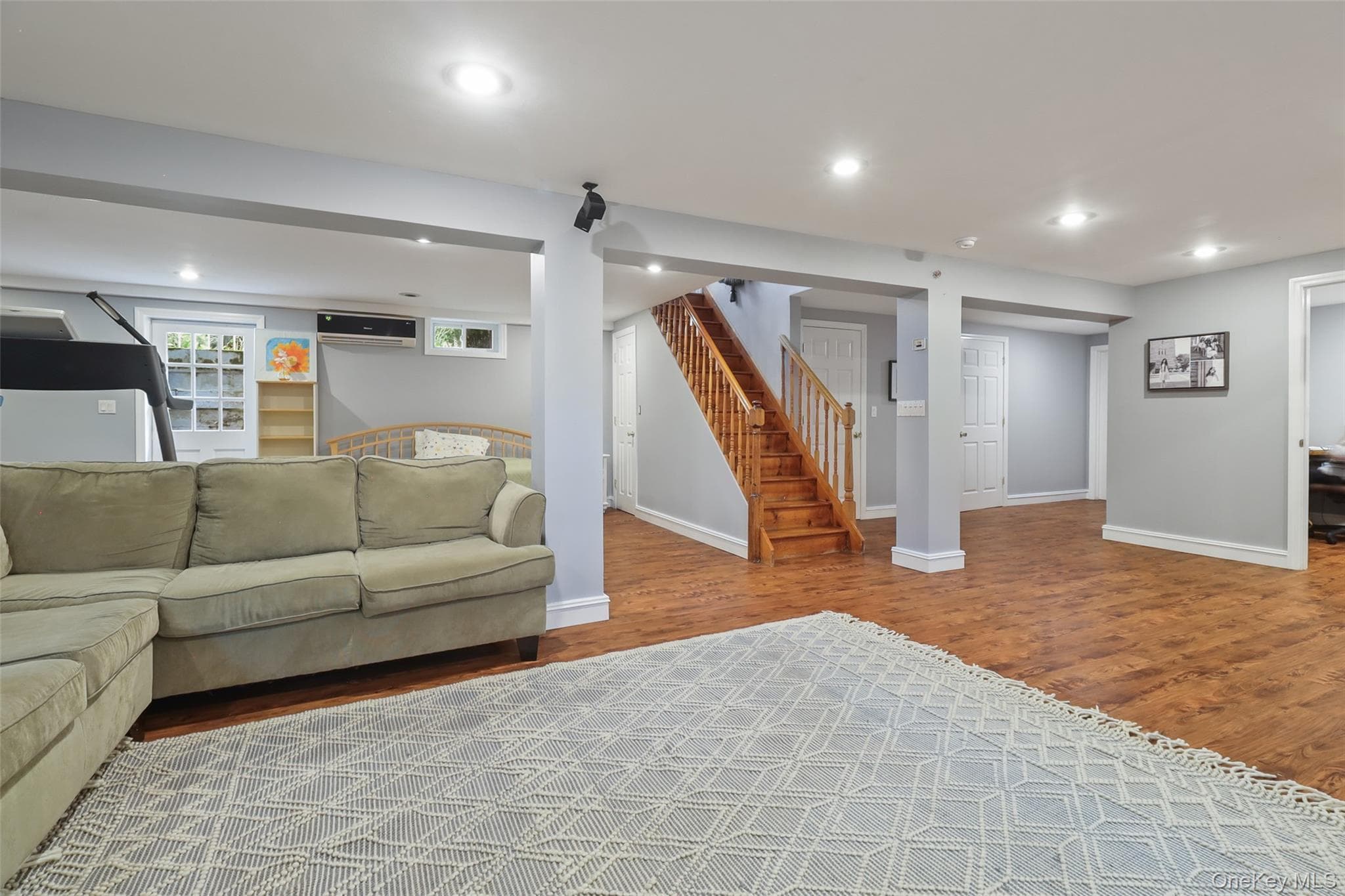 471 Hilltop Road thumbnail 25