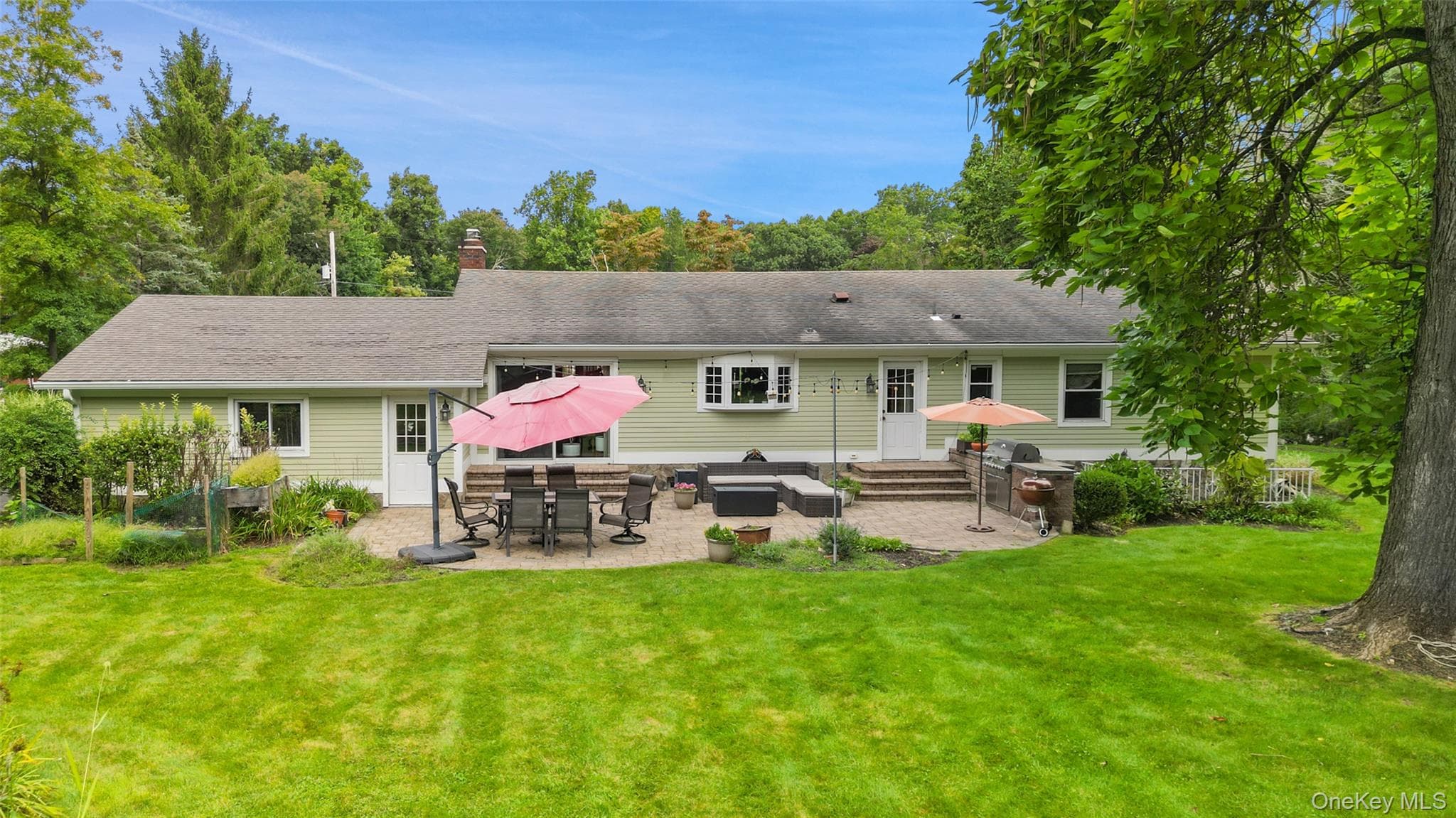 471 Hilltop Road thumbnail 43