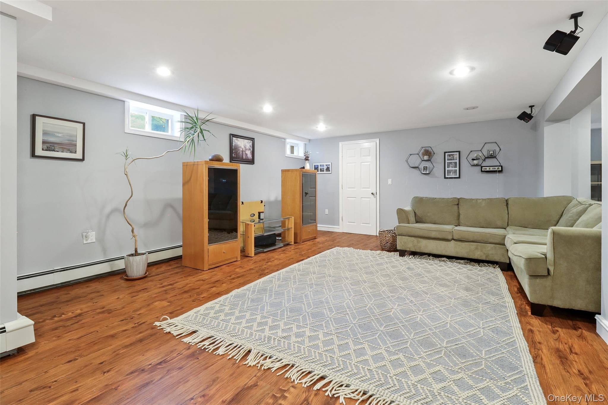 471 Hilltop Road thumbnail 23