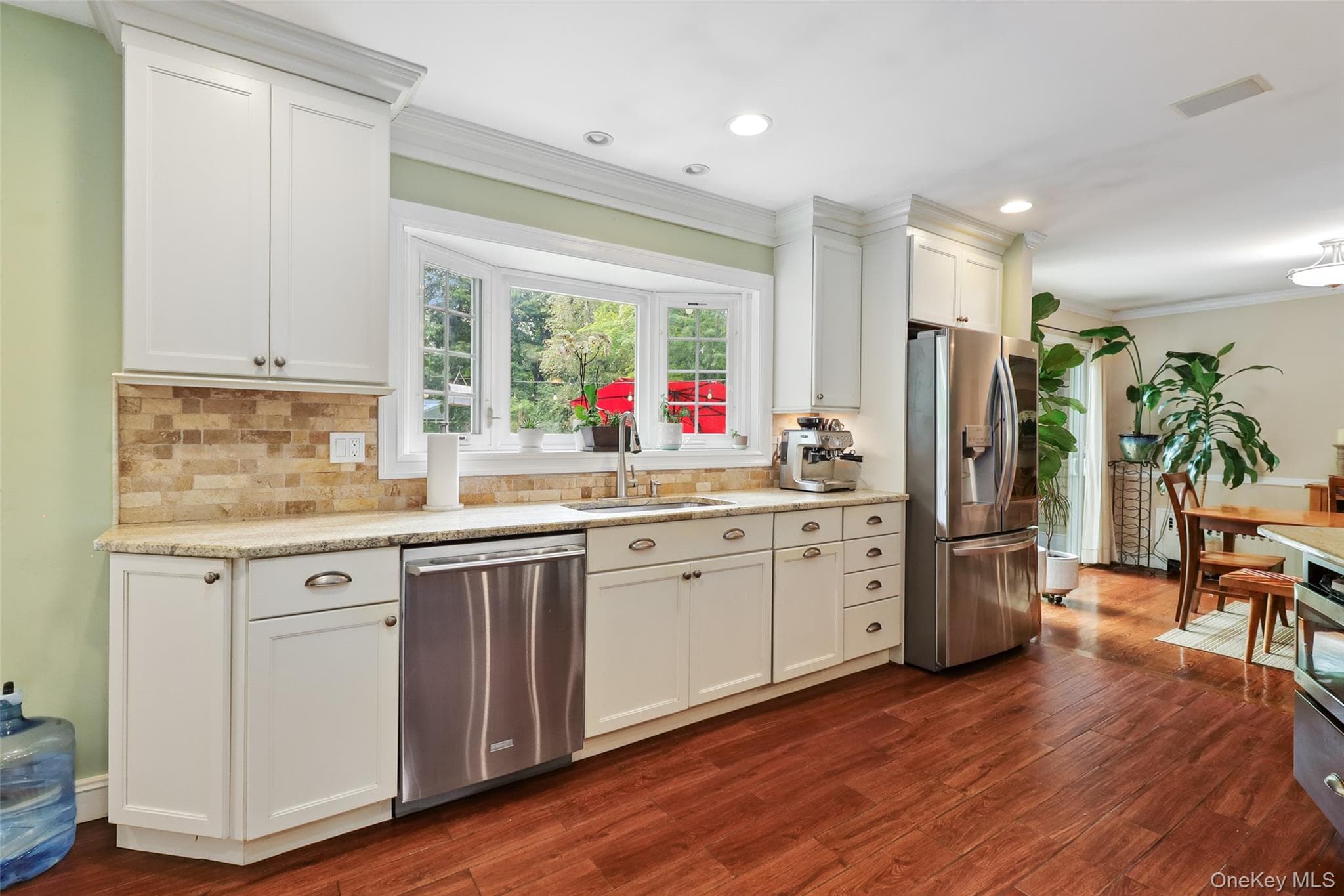 471 Hilltop Road thumbnail 11