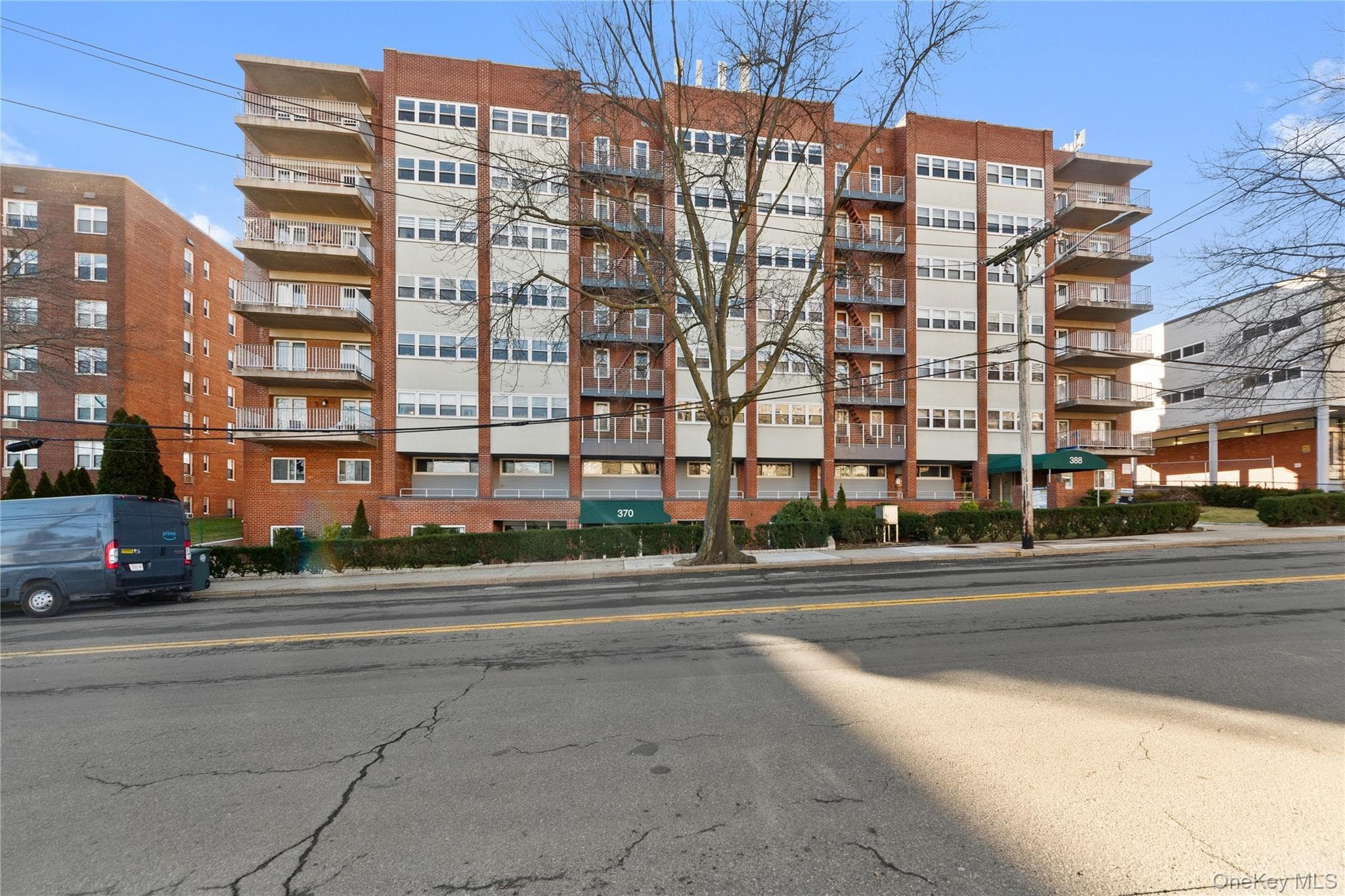 370 Westchester Avenue Unit: 2N thumbnail 2