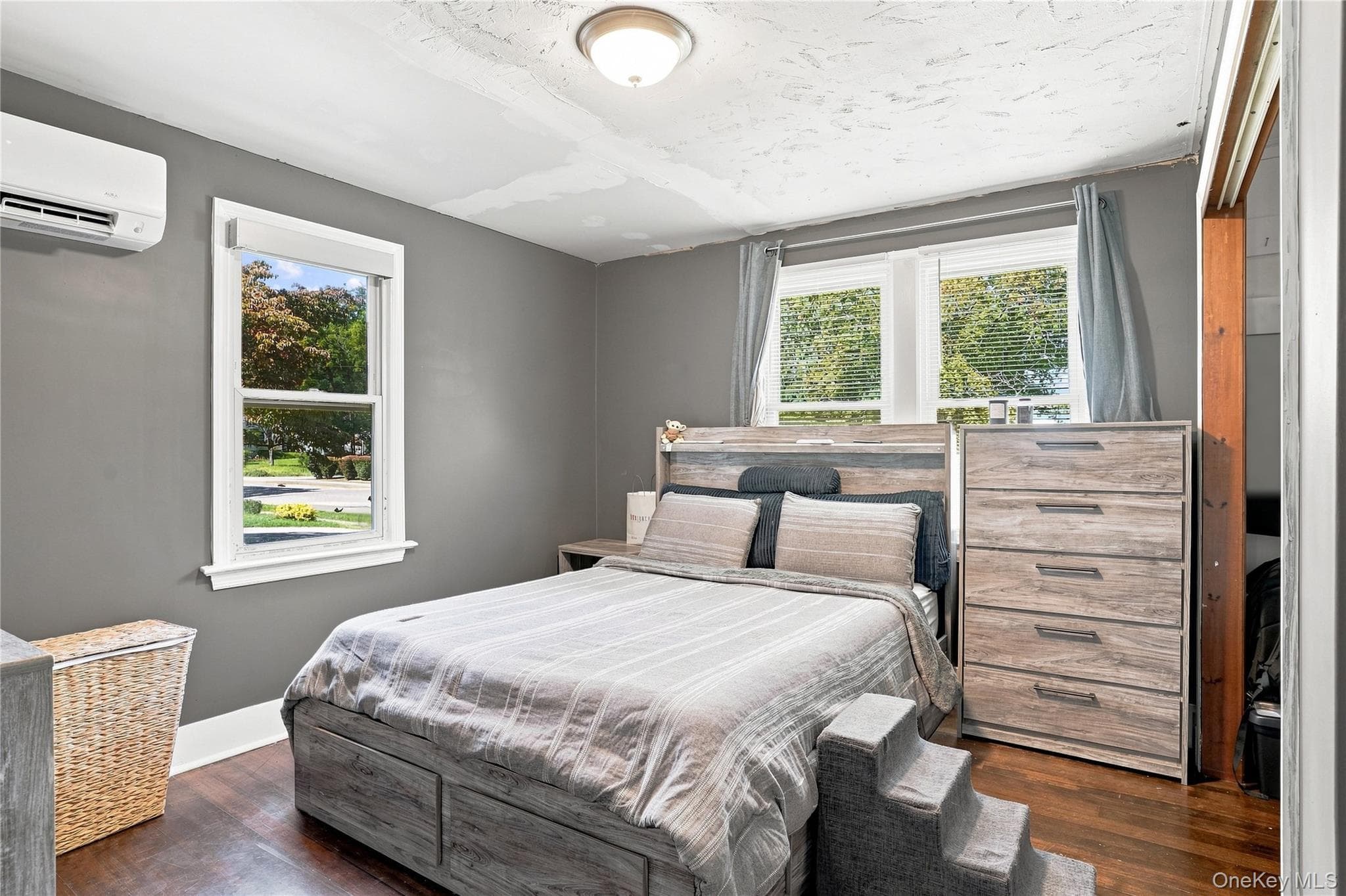 18 Underhill Avenue thumbnail 7