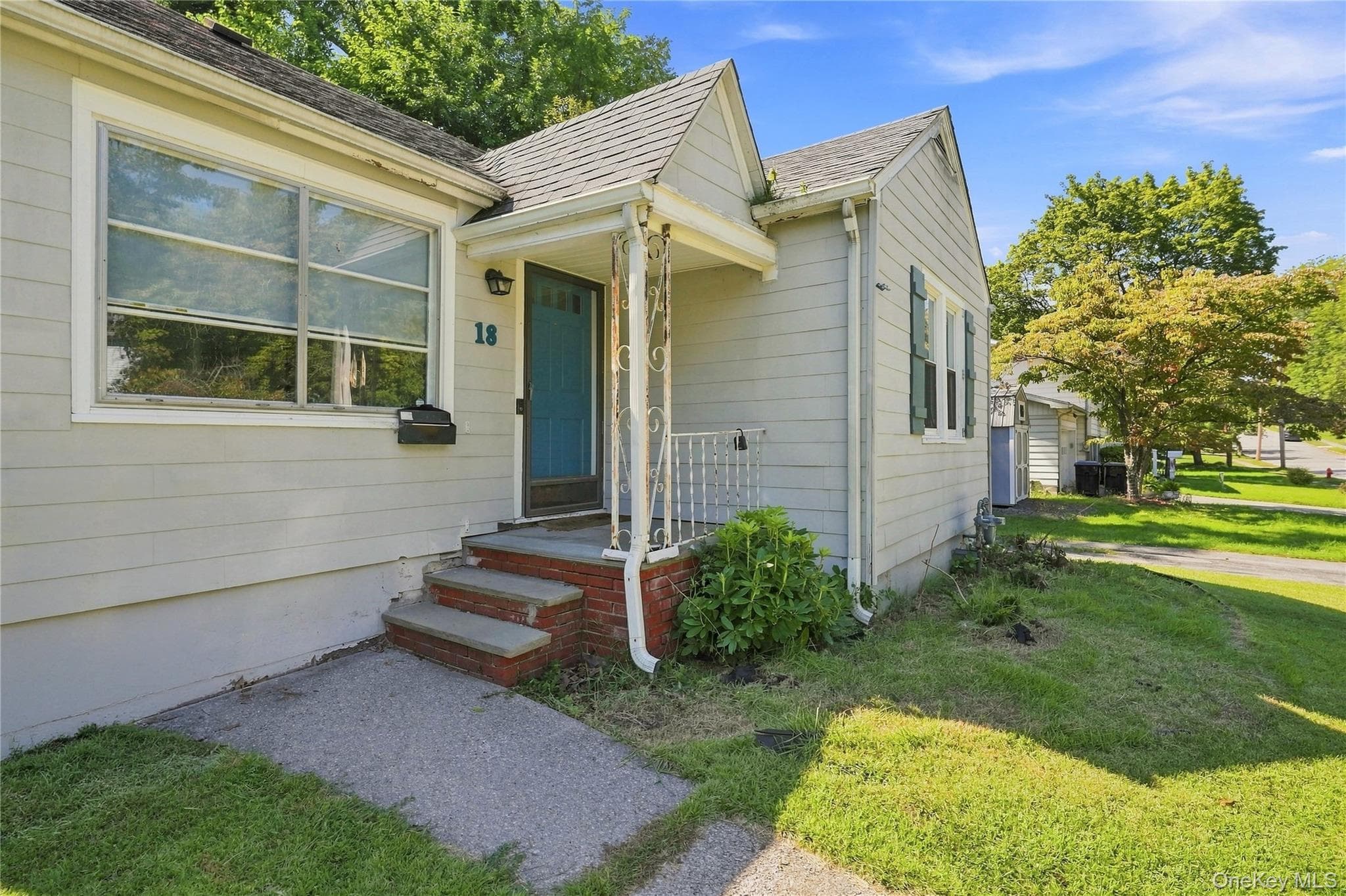 18 Underhill Avenue thumbnail 2