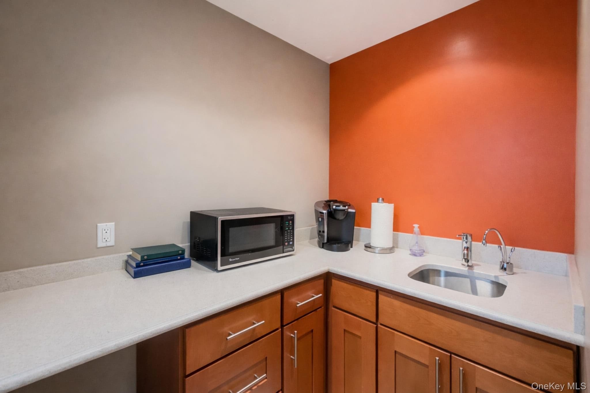 14610 Rockaway Boulevard thumbnail 14
