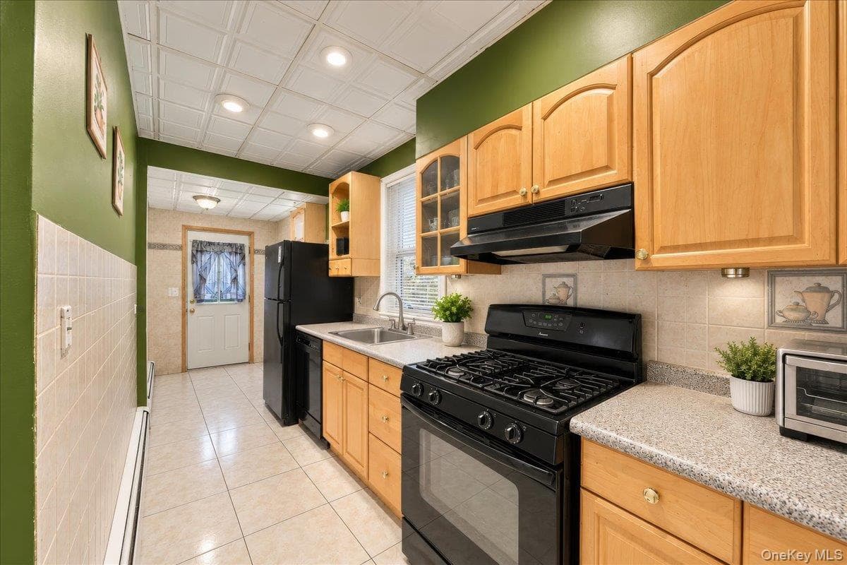 3293 Lucerne Street thumbnail 8