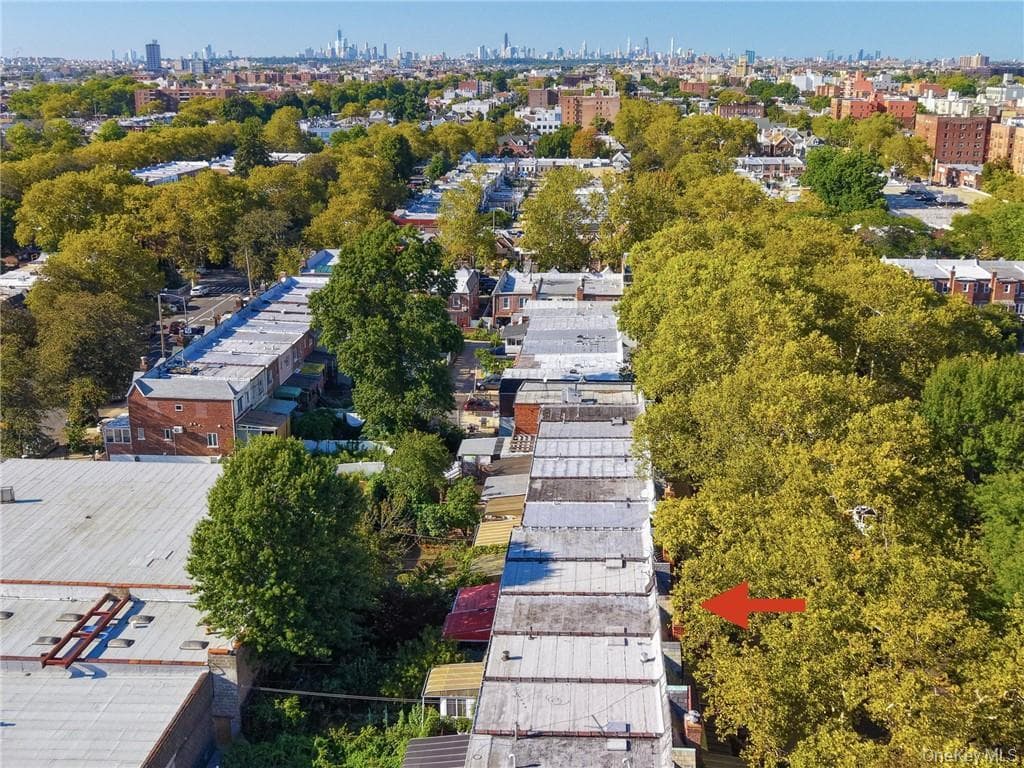 2454 E 18th Street thumbnail 29