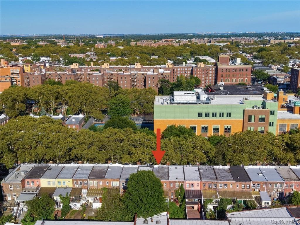 2454 E 18th Street thumbnail 27