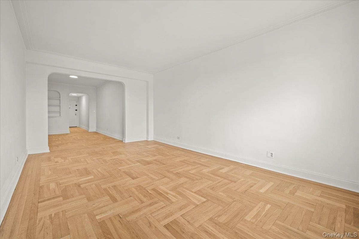 3015 Riverdale Avenue Unit: 4E thumbnail 12
