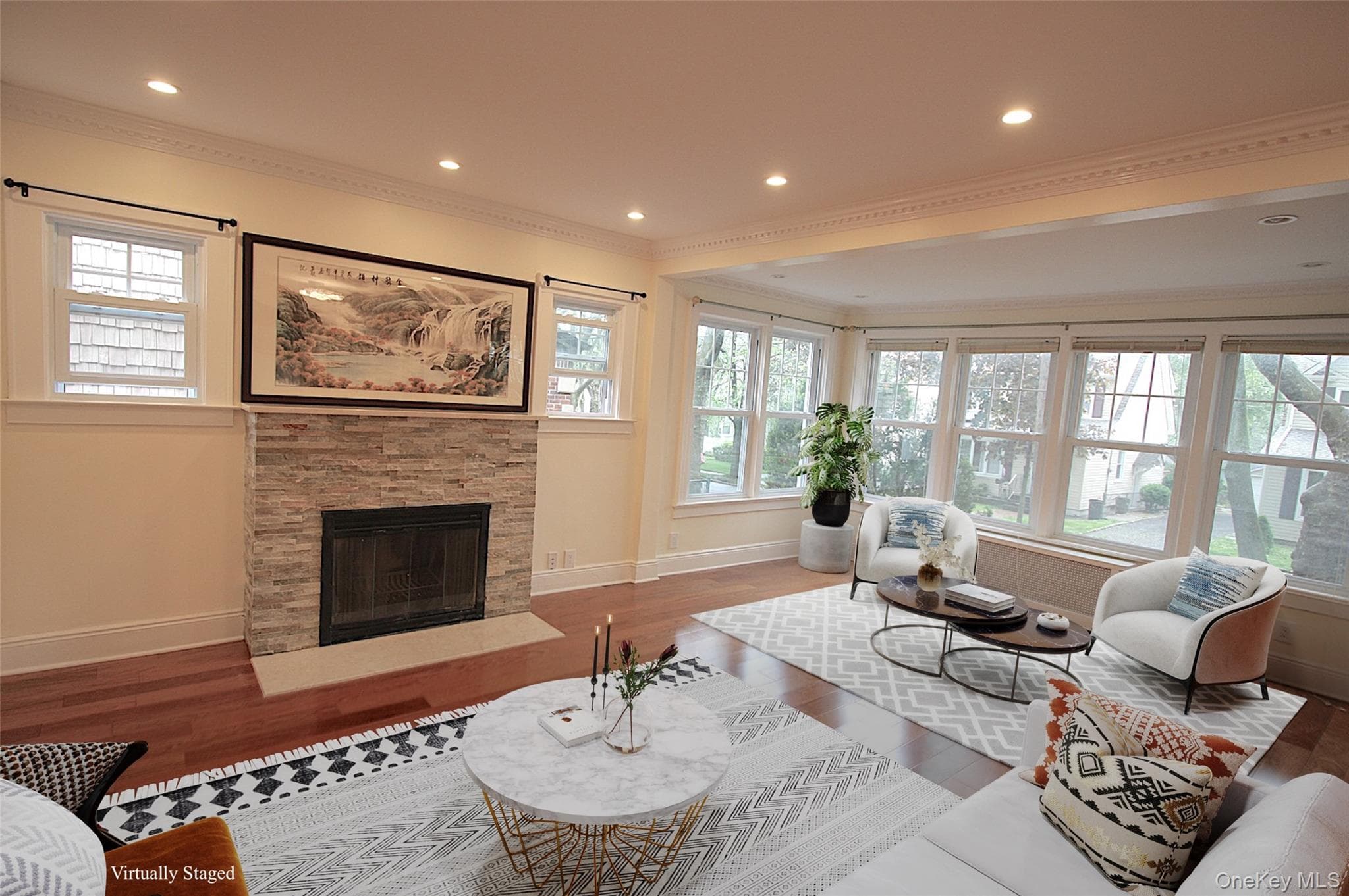 257-14 Pembroke Avenue thumbnail 4