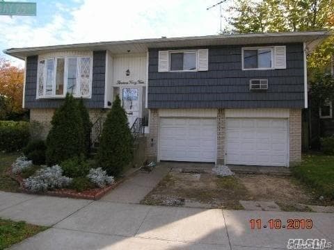 1344 Bay 25th Street photo 1