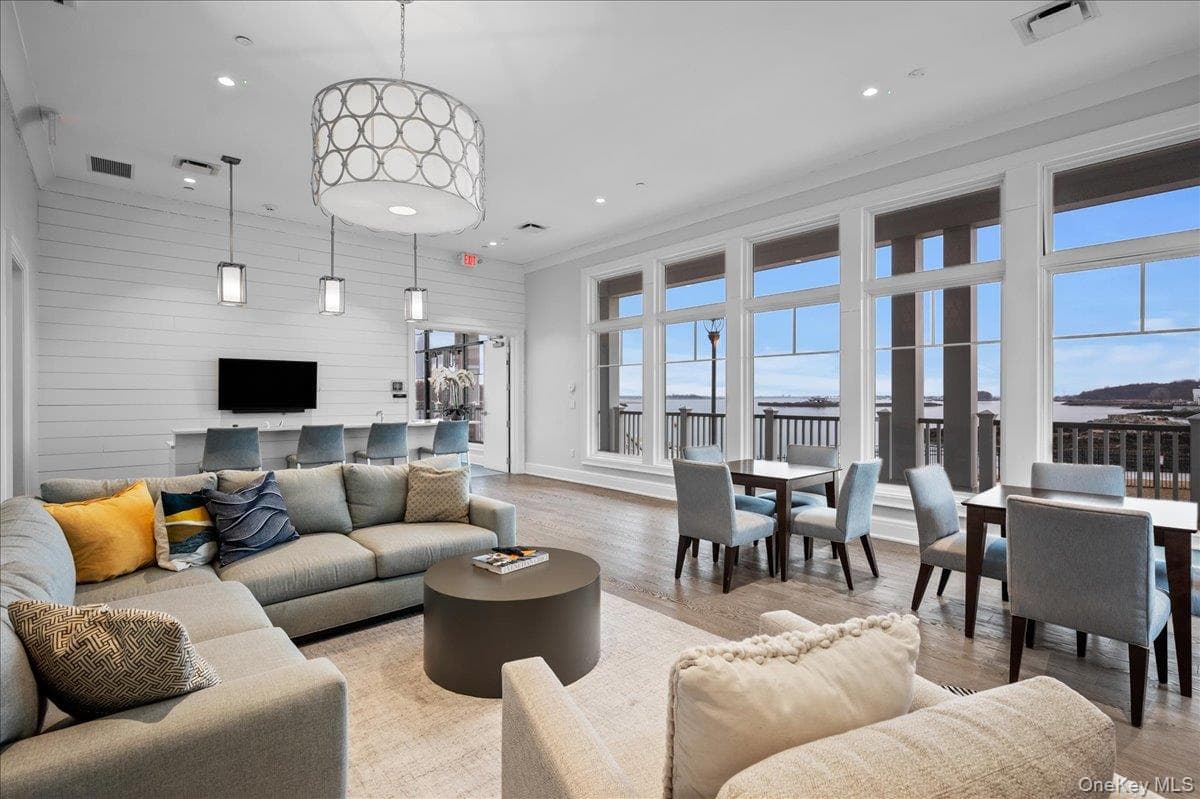 710 Davenport Avenue Unit: 7 thumbnail 31