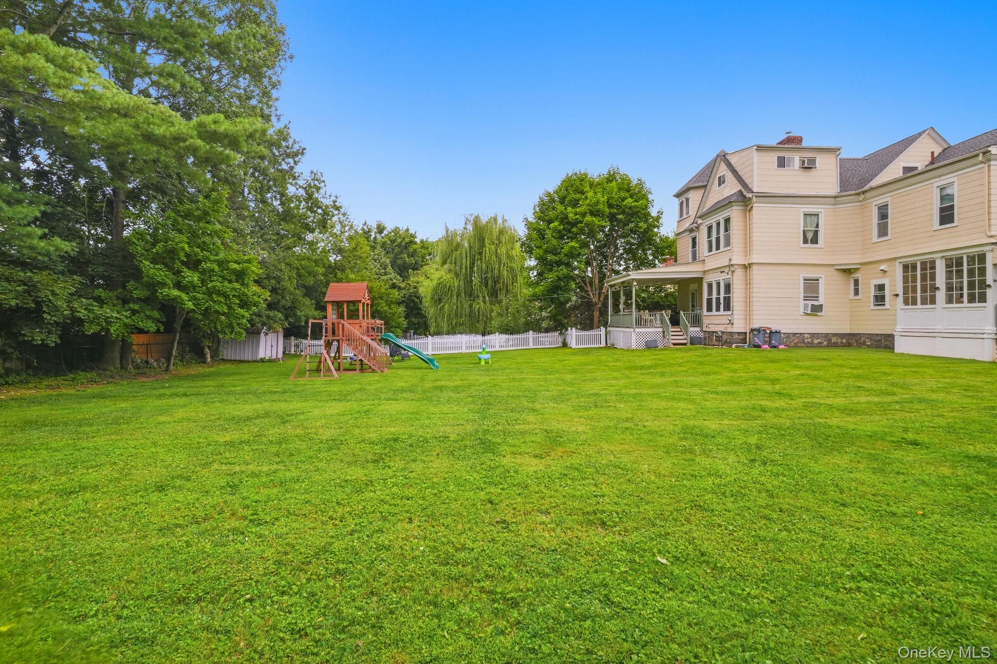 8 Bolton Place thumbnail 34