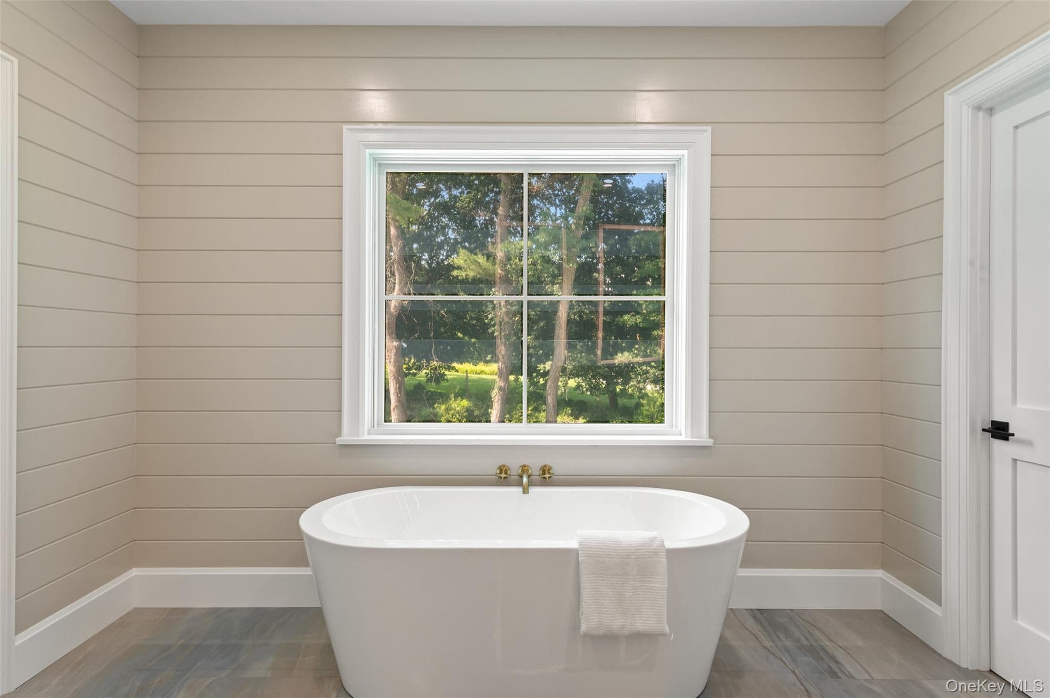 361 Long Hill Road thumbnail 27