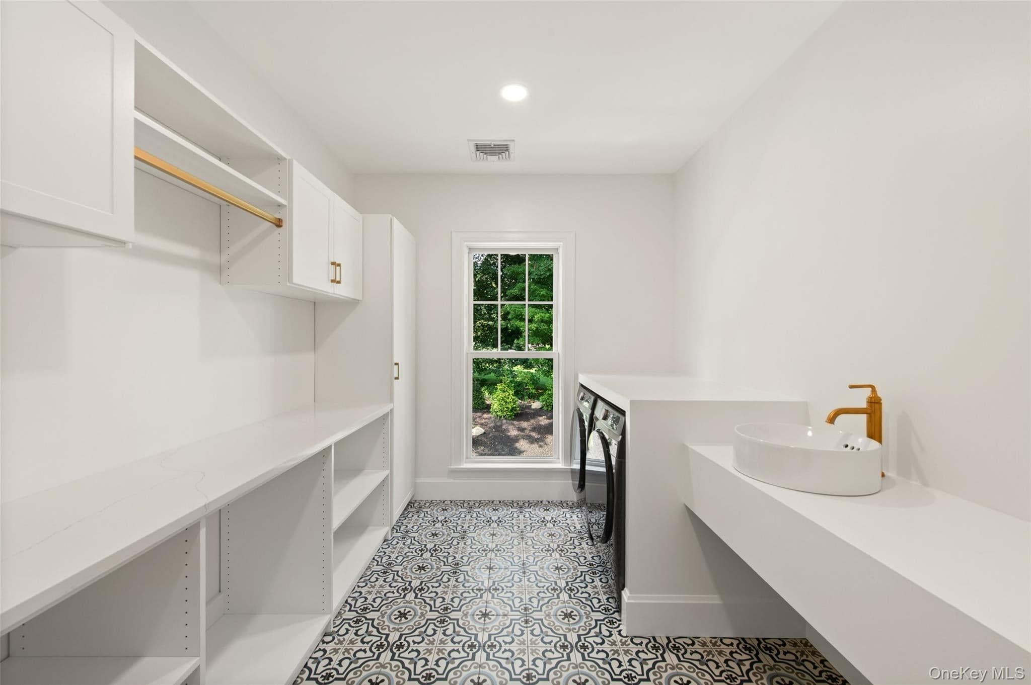 361 Long Hill Road thumbnail 33