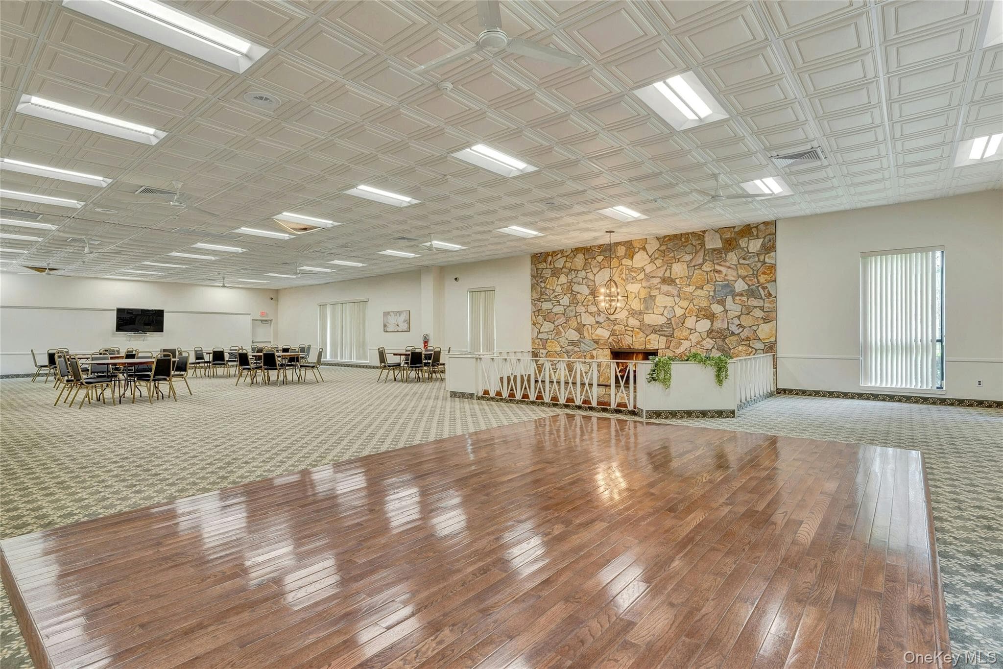 280 Artist Lake Drive thumbnail 16