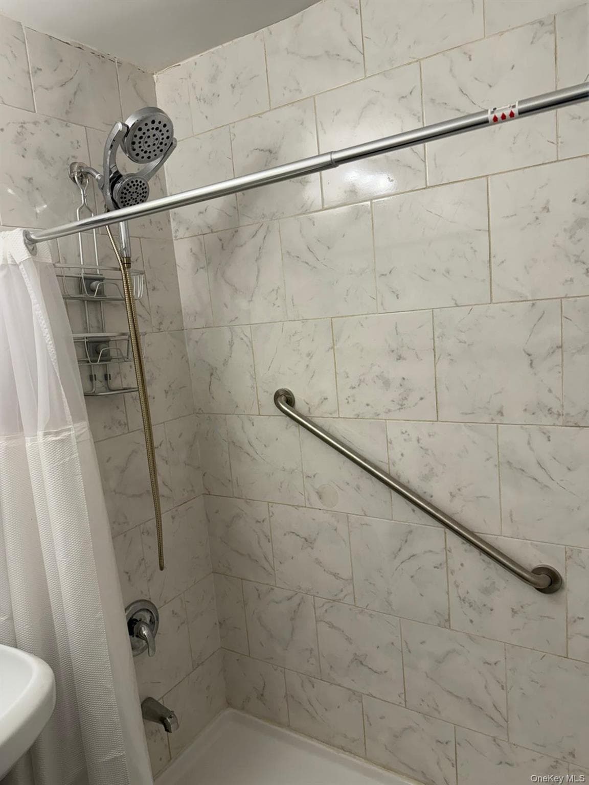 3520 Tryon Avenue Unit: 405 thumbnail 13