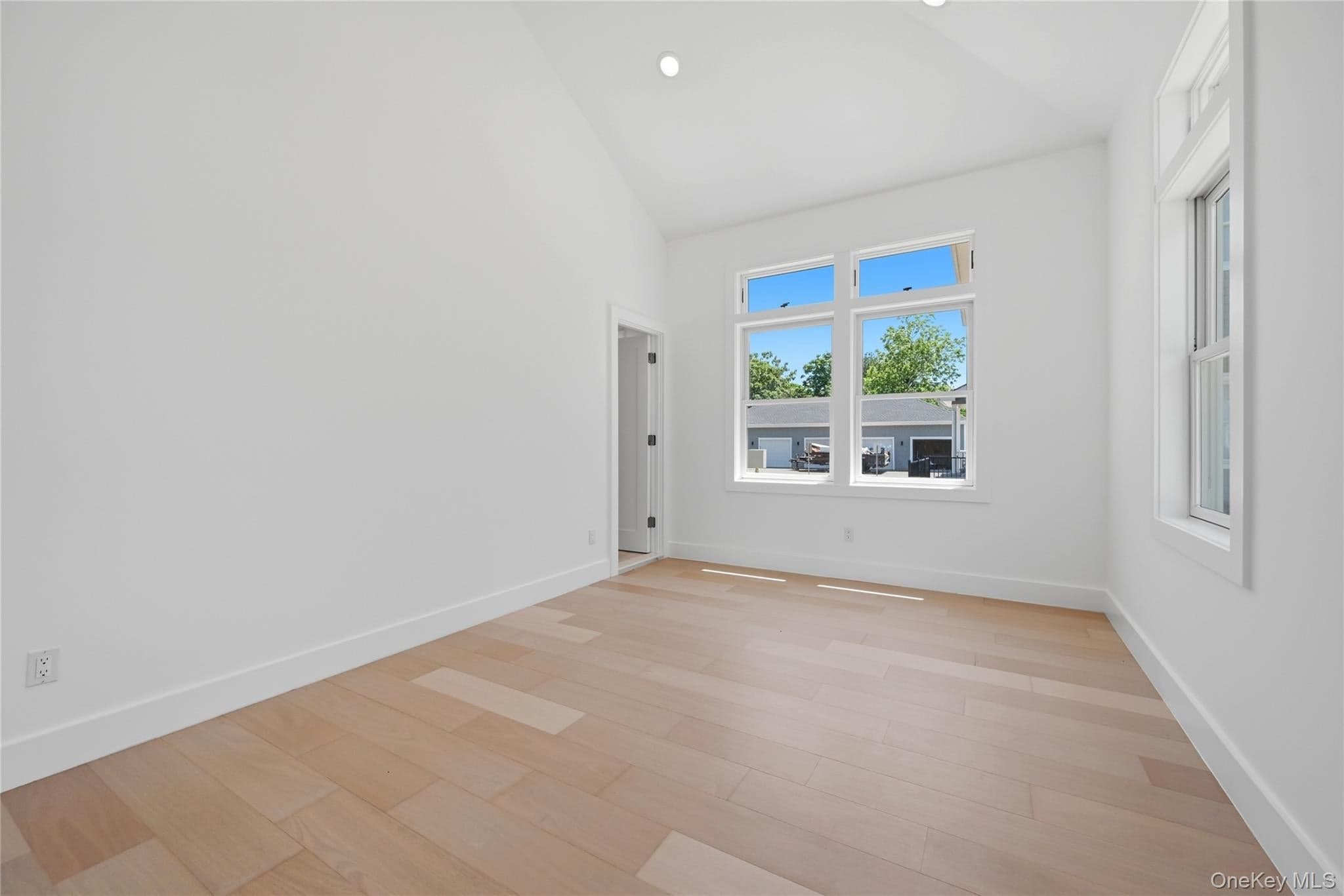 19 Montauk Highway Unit: 7 thumbnail 18