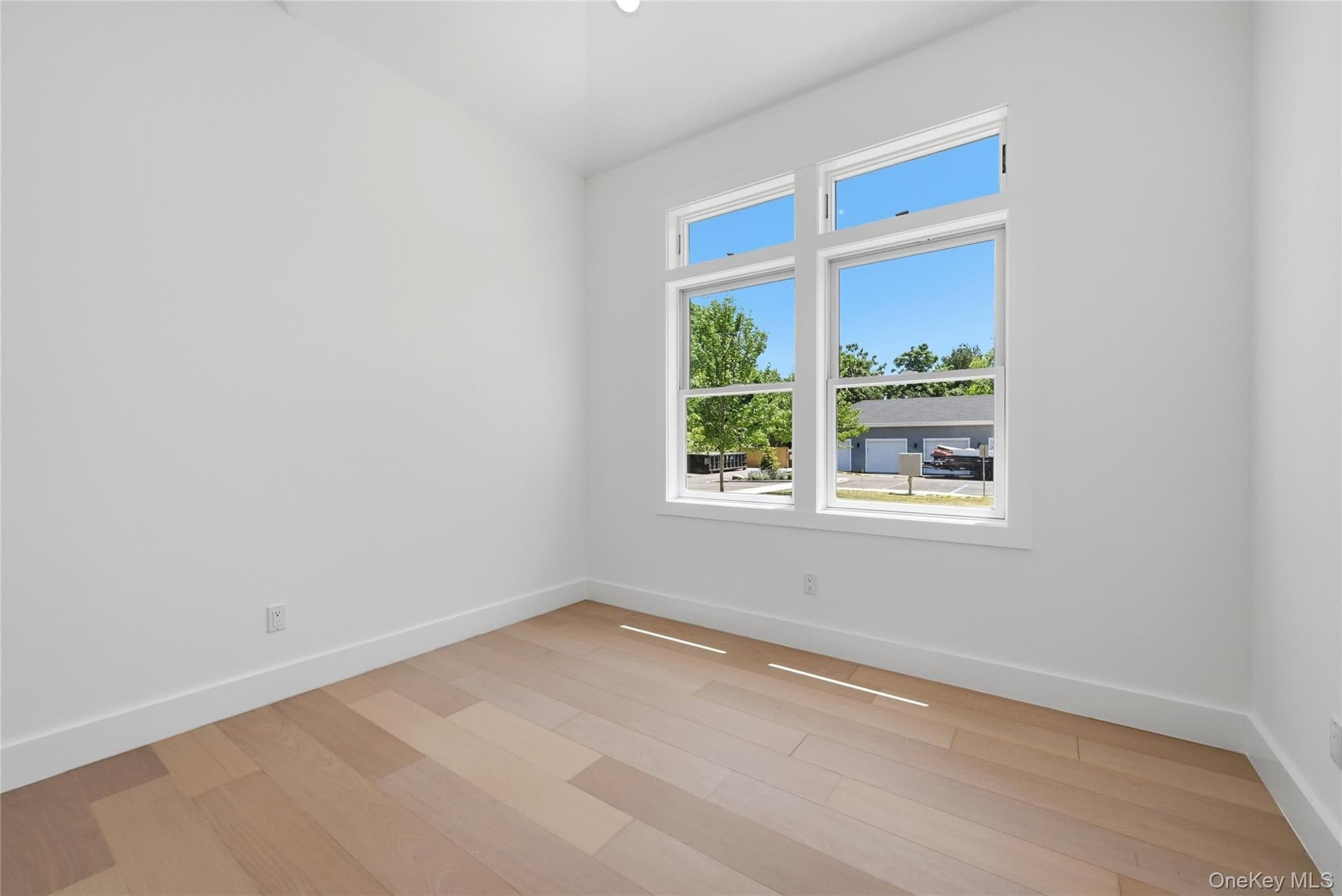 19 Montauk Highway Unit: 7 thumbnail 12