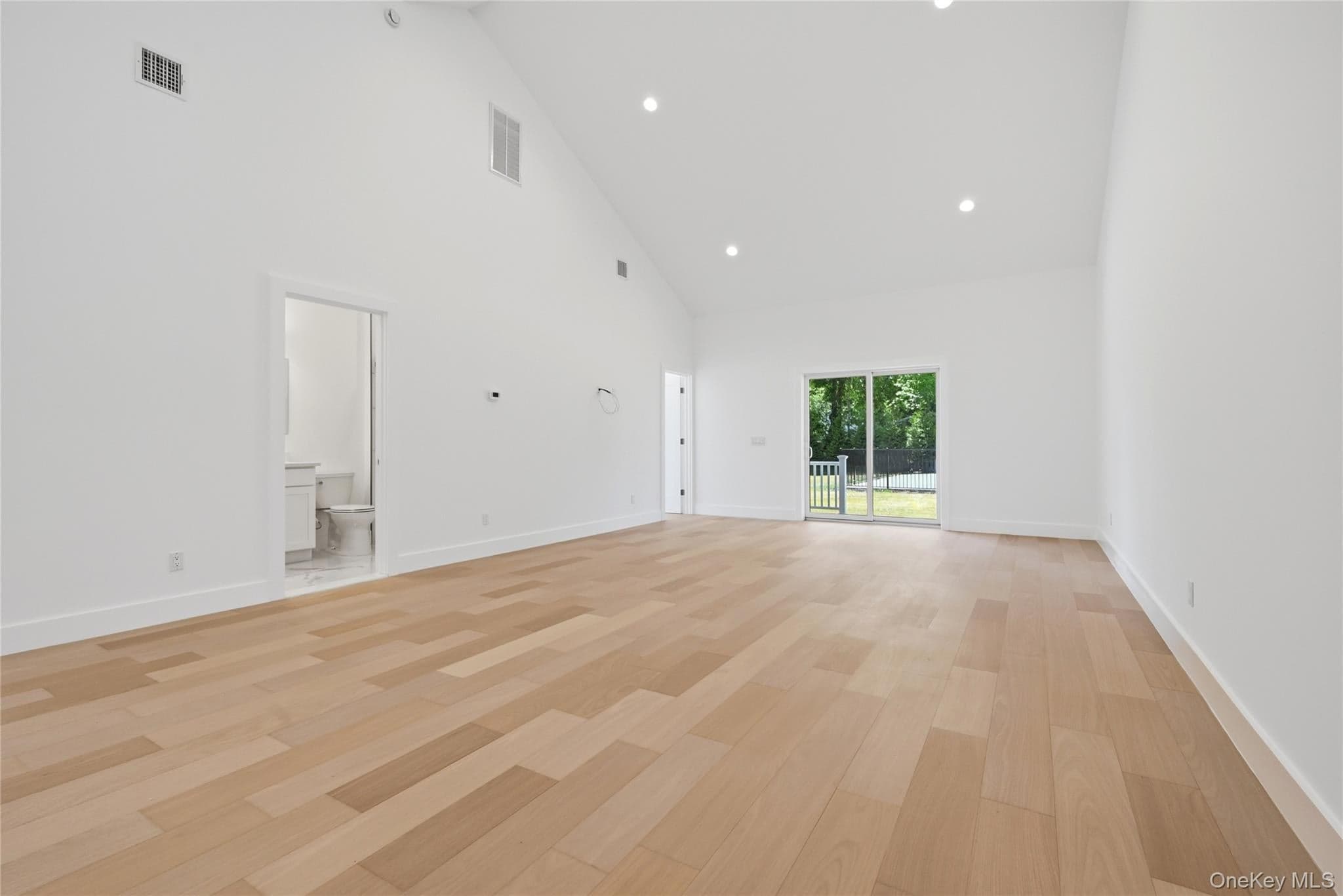 19 Montauk Highway Unit: 7 thumbnail 9