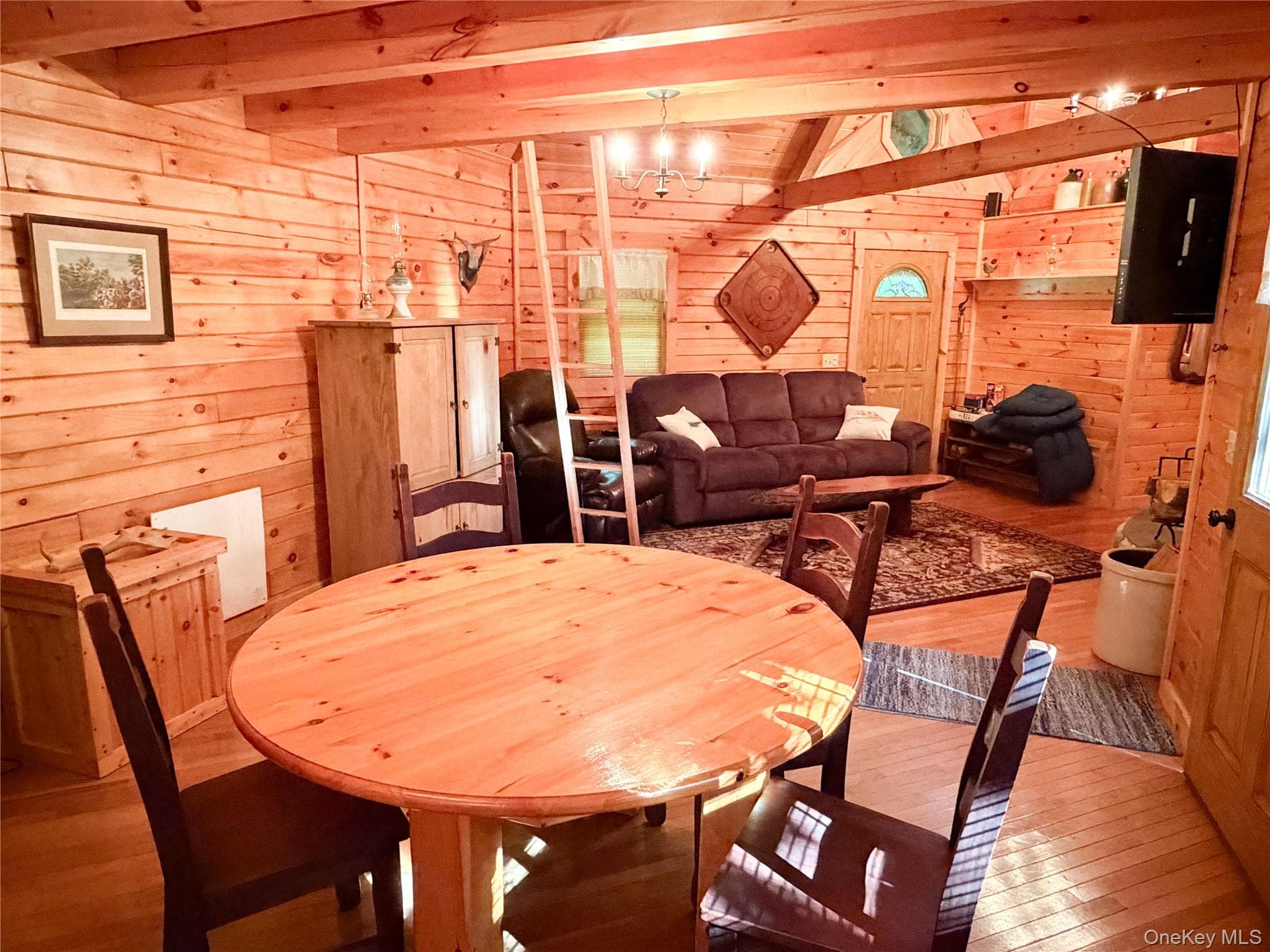 836 Emerald Lake Road thumbnail 7