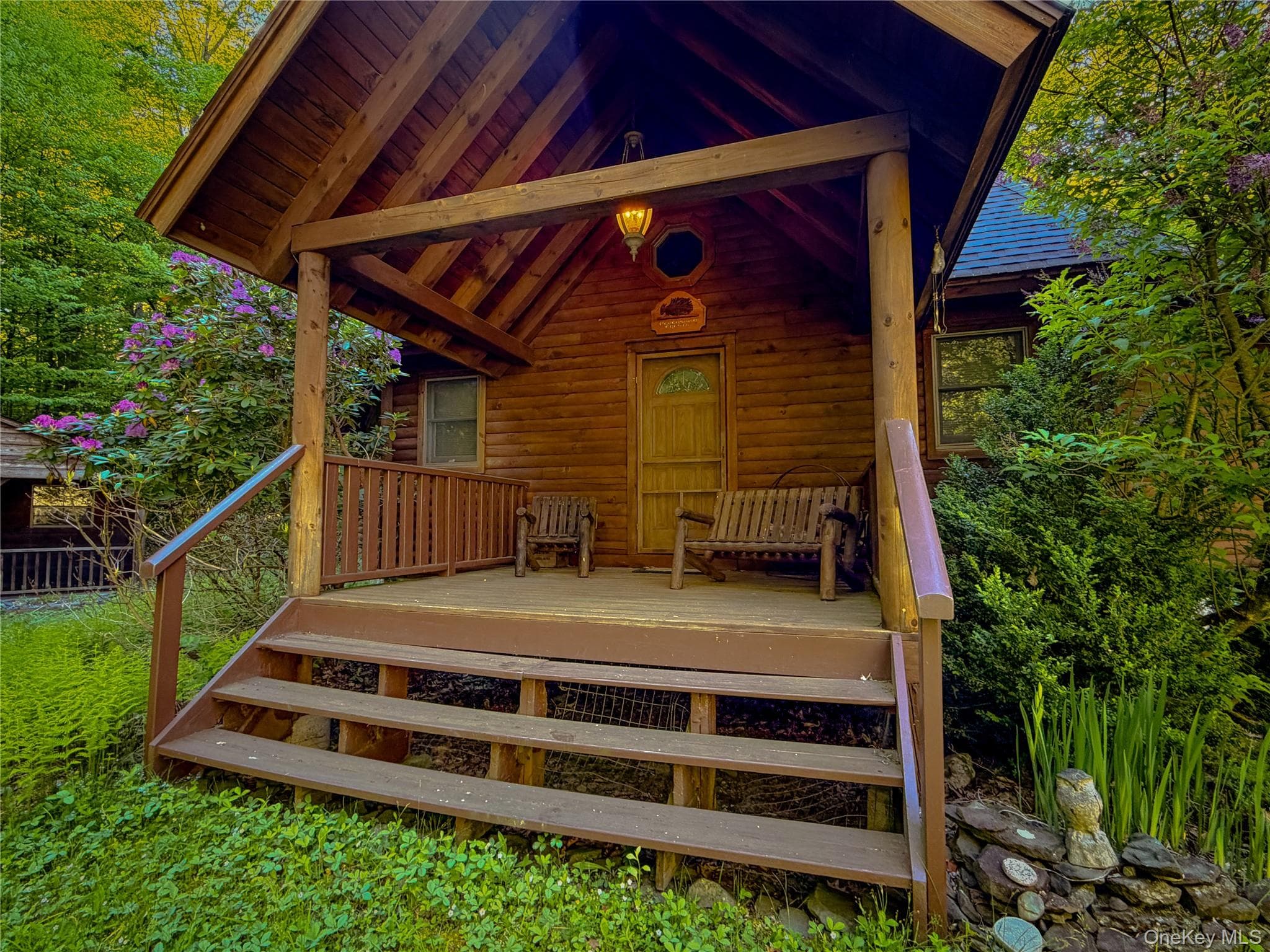 836 Emerald Lake Road thumbnail 18