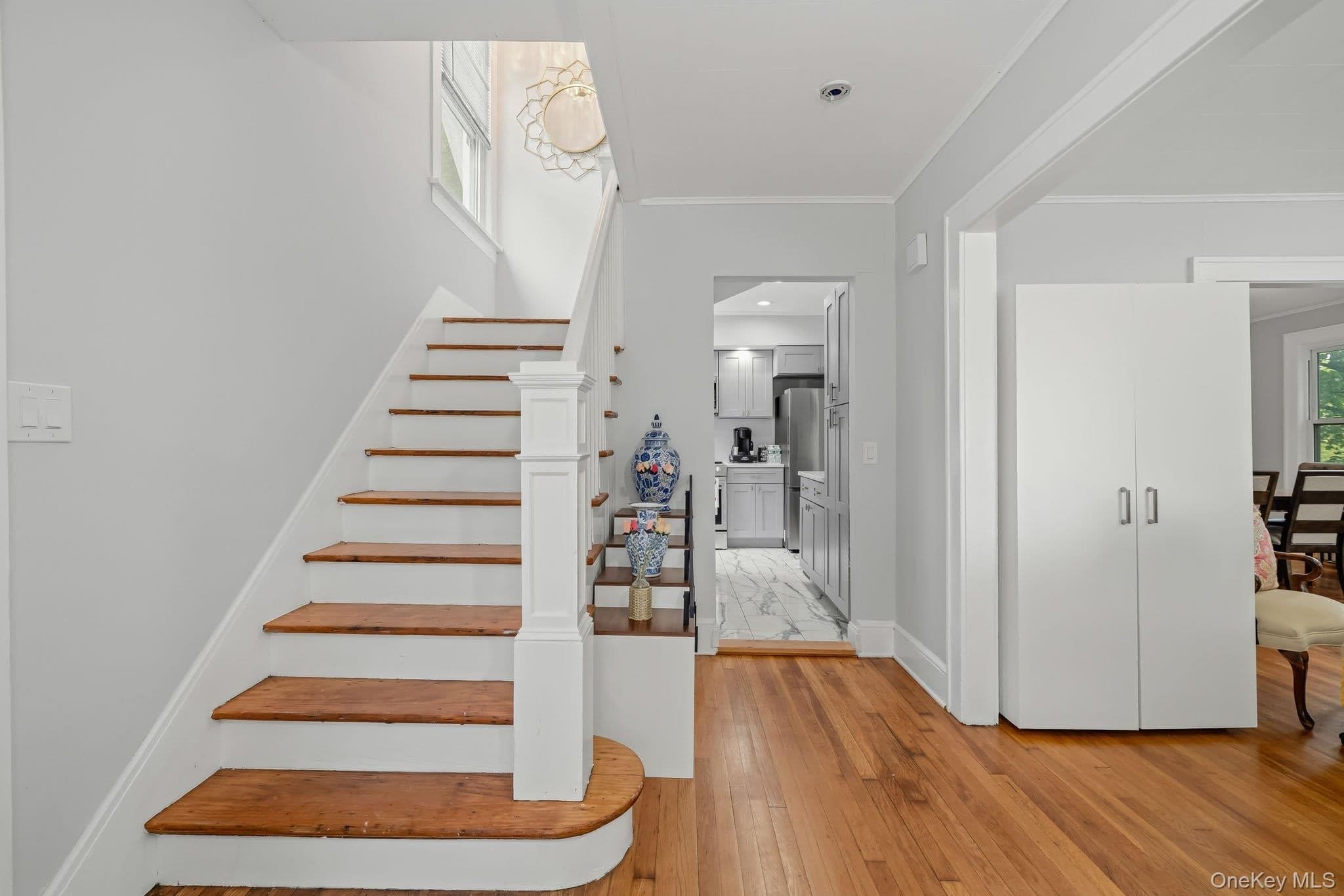 16 Hillside Avenue thumbnail 10