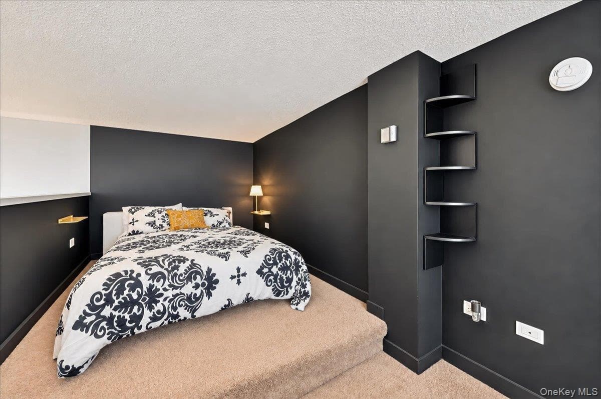 1 Landmark Square Unit: 213 thumbnail 14