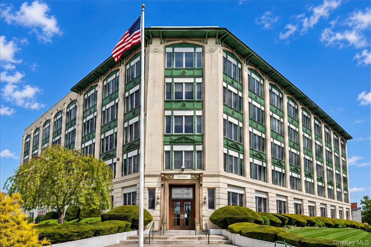 1 Landmark Square Unit: 213 thumbnail 25