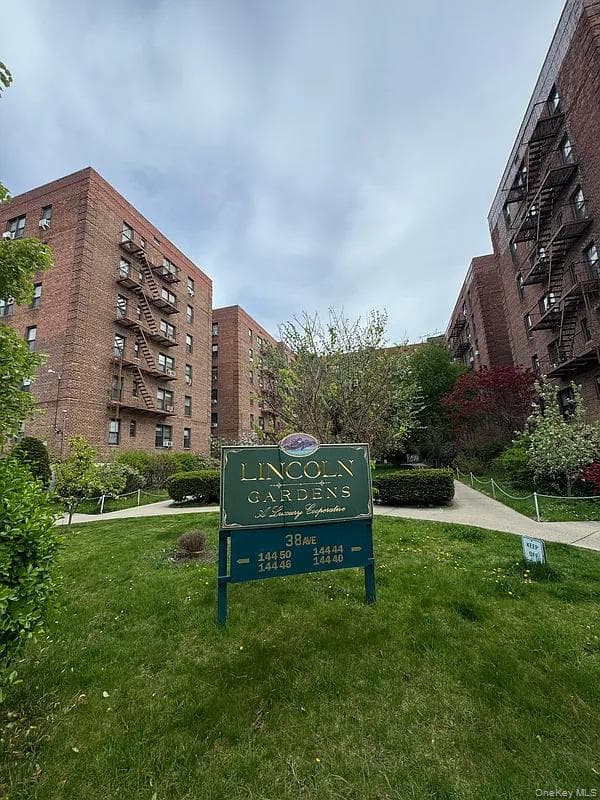 144-46 38th Avenue Unit: 4H, Flushing