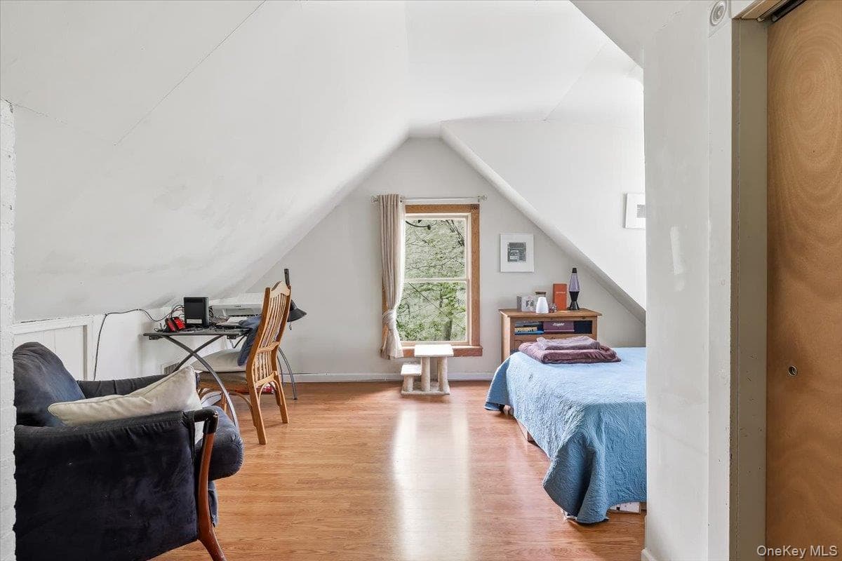 7 Amagansett Drive thumbnail 18