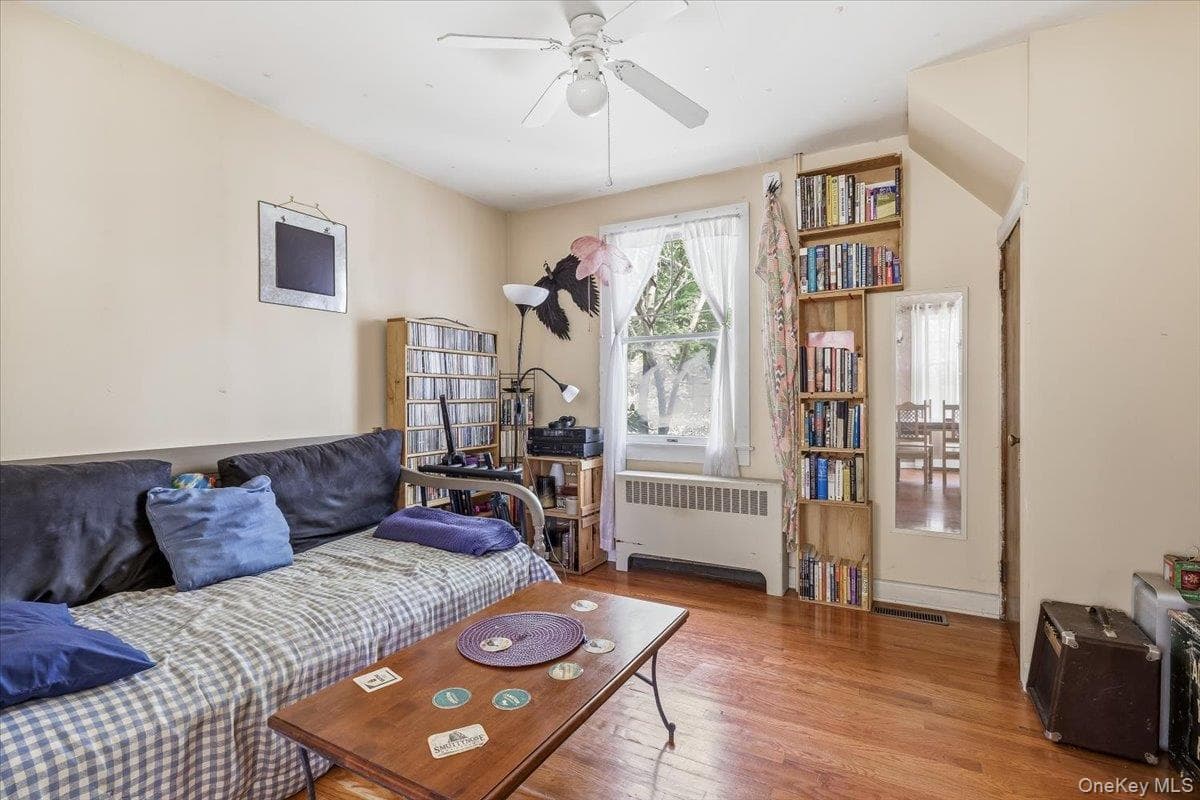7 Amagansett Drive thumbnail 14
