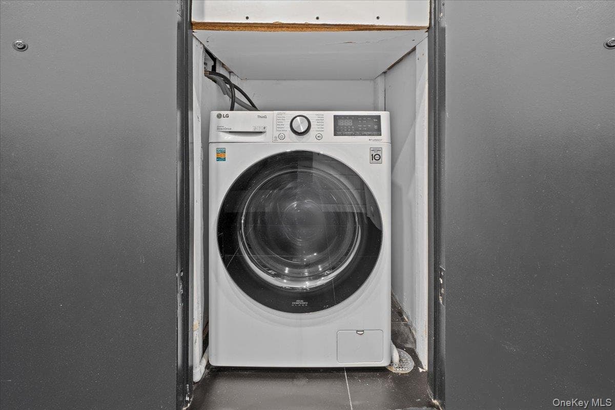 458 E 25th St St Unit: 305 thumbnail 9