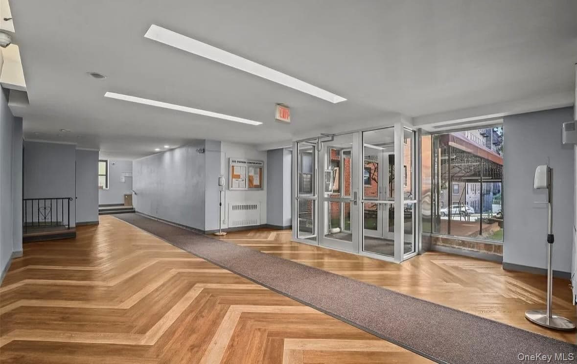555 Bronx River Road Unit: 1k thumbnail 8