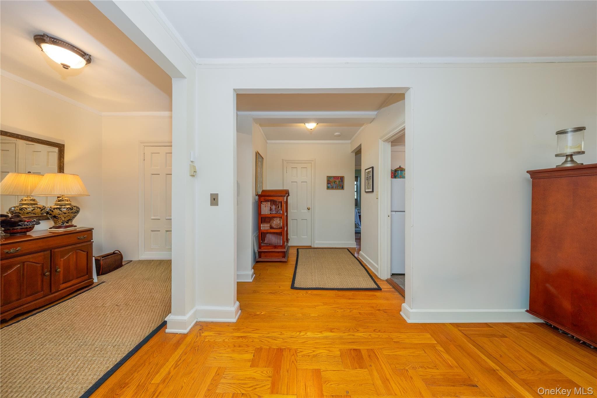 5 Midland Gardens Unit: 2L thumbnail 11